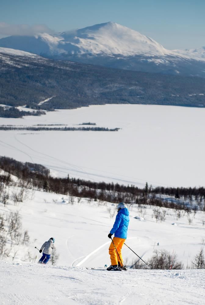 Skidåkning i Tärnaby med Ryfjället i blickfånget