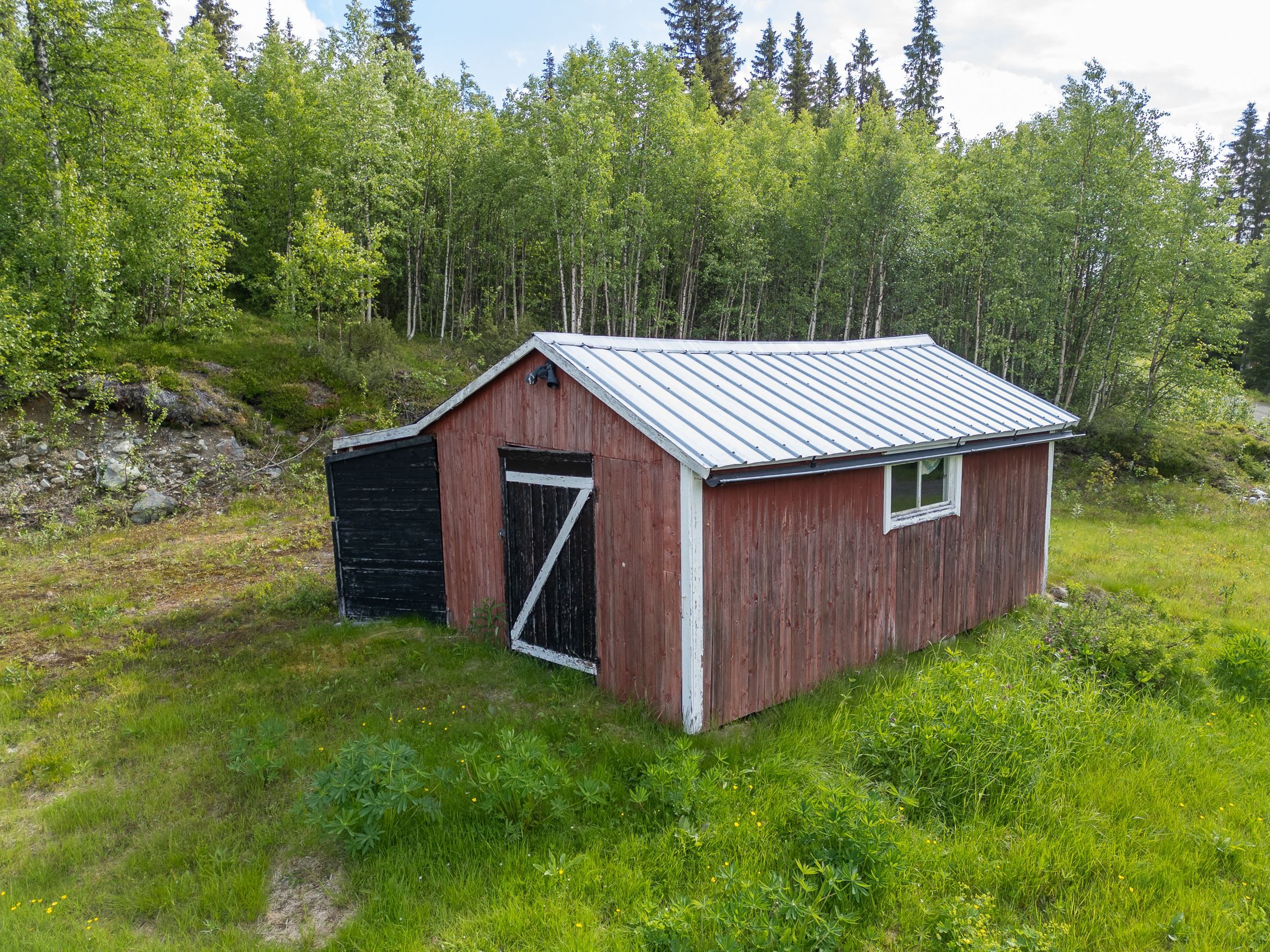 Skotergarage/ förråd