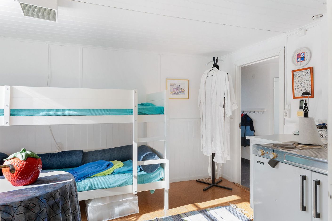 Allrum på nedre plan