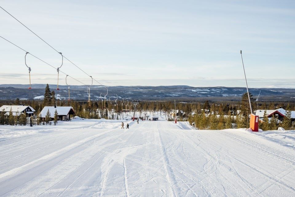 Fjälljätteliften och fjälljättenpisten