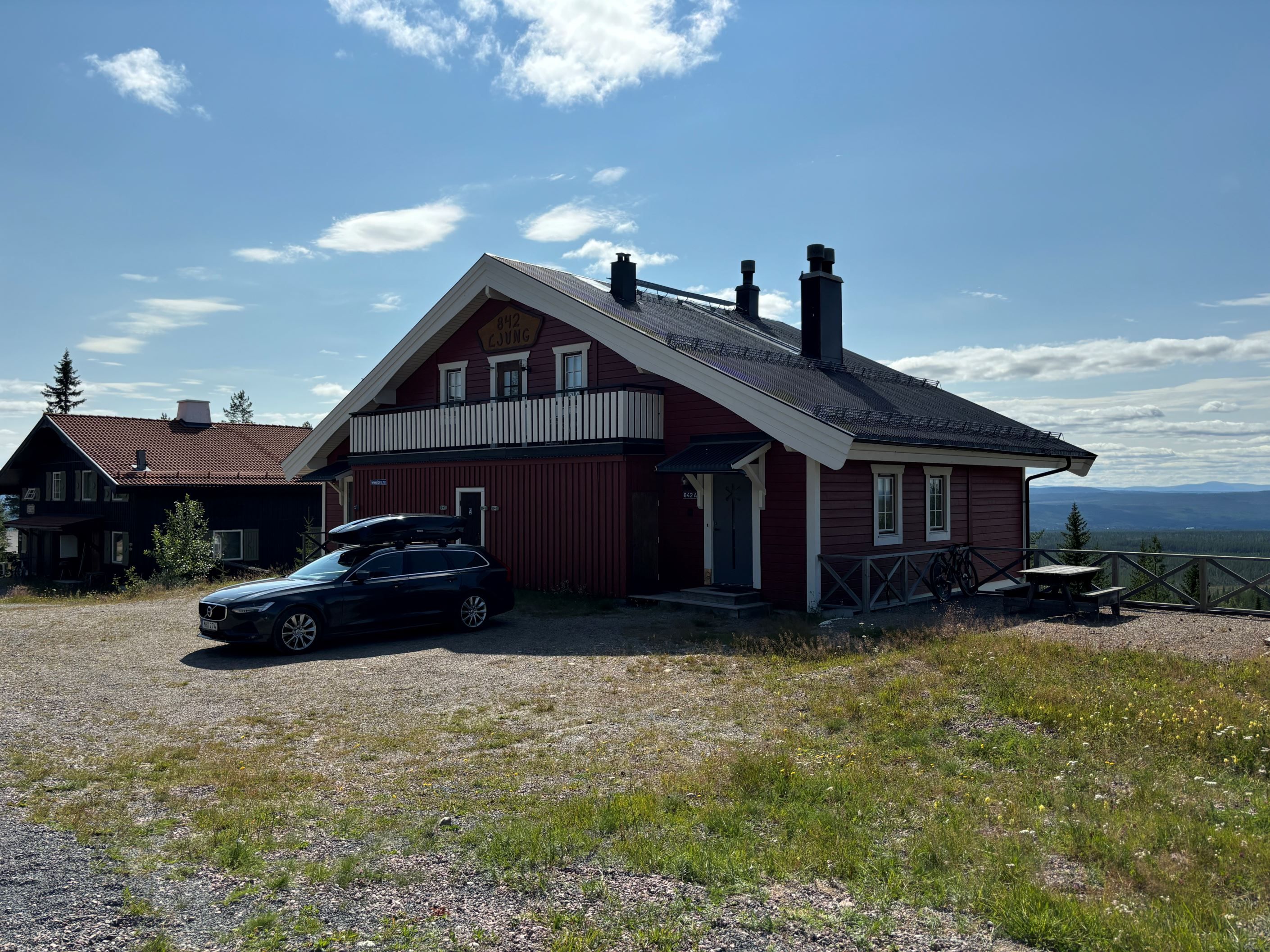 Husets framsida sett från norr