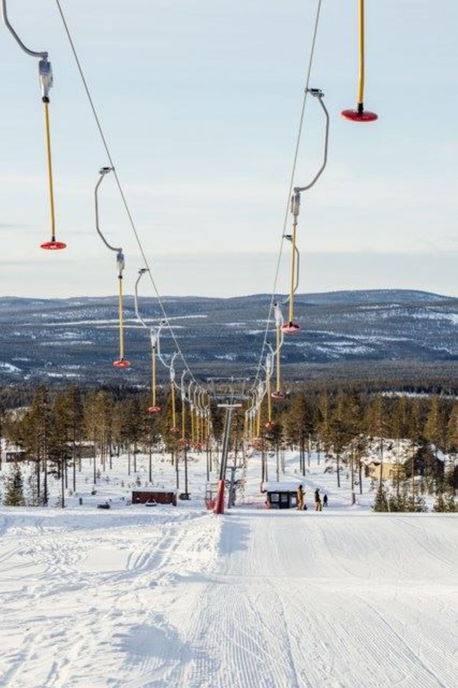 Fjälljätteliften som ligger i närheten av tomten