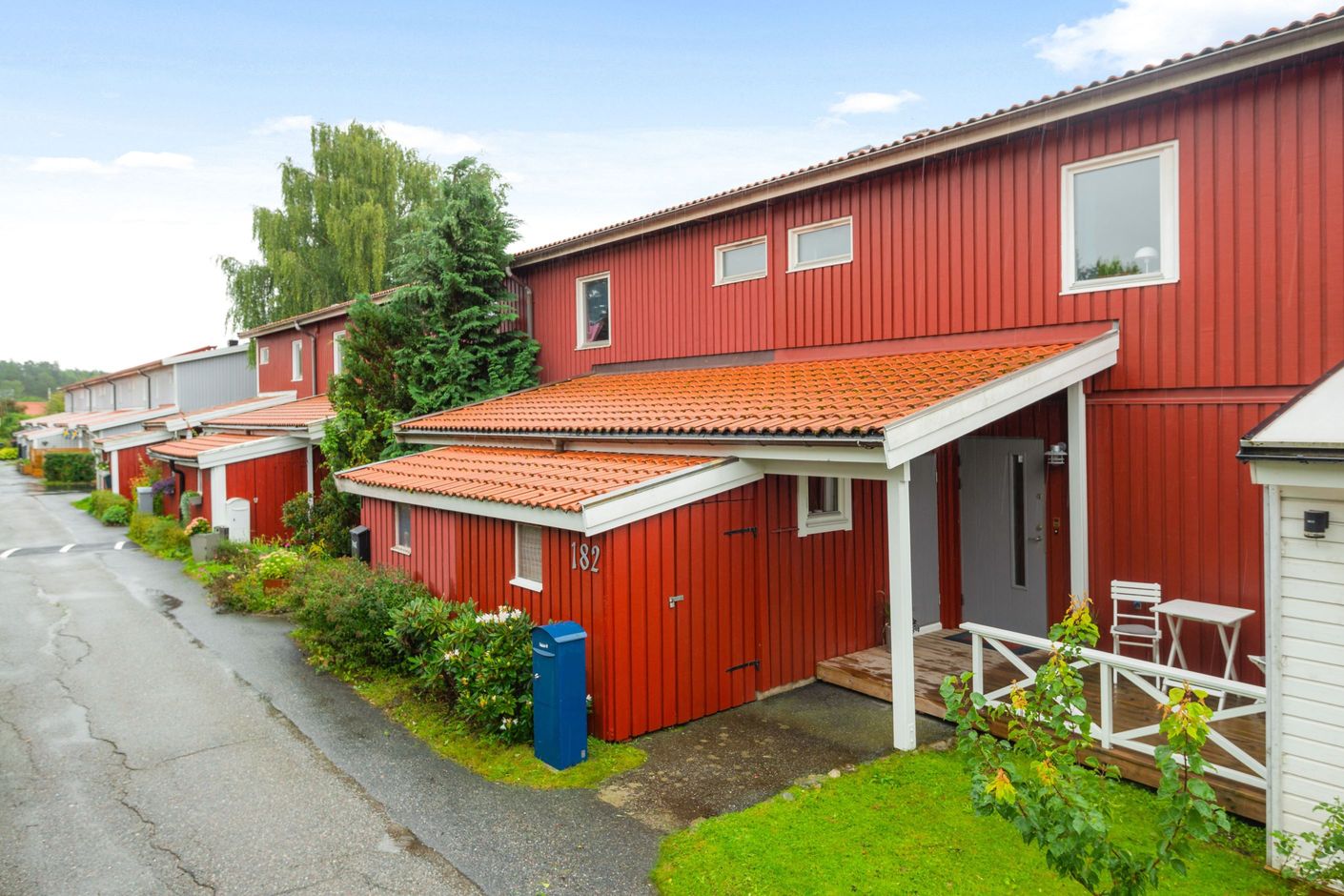 sandviksv-gen-182-h-sselby-s-dra-villastad-h-sselby-radhus