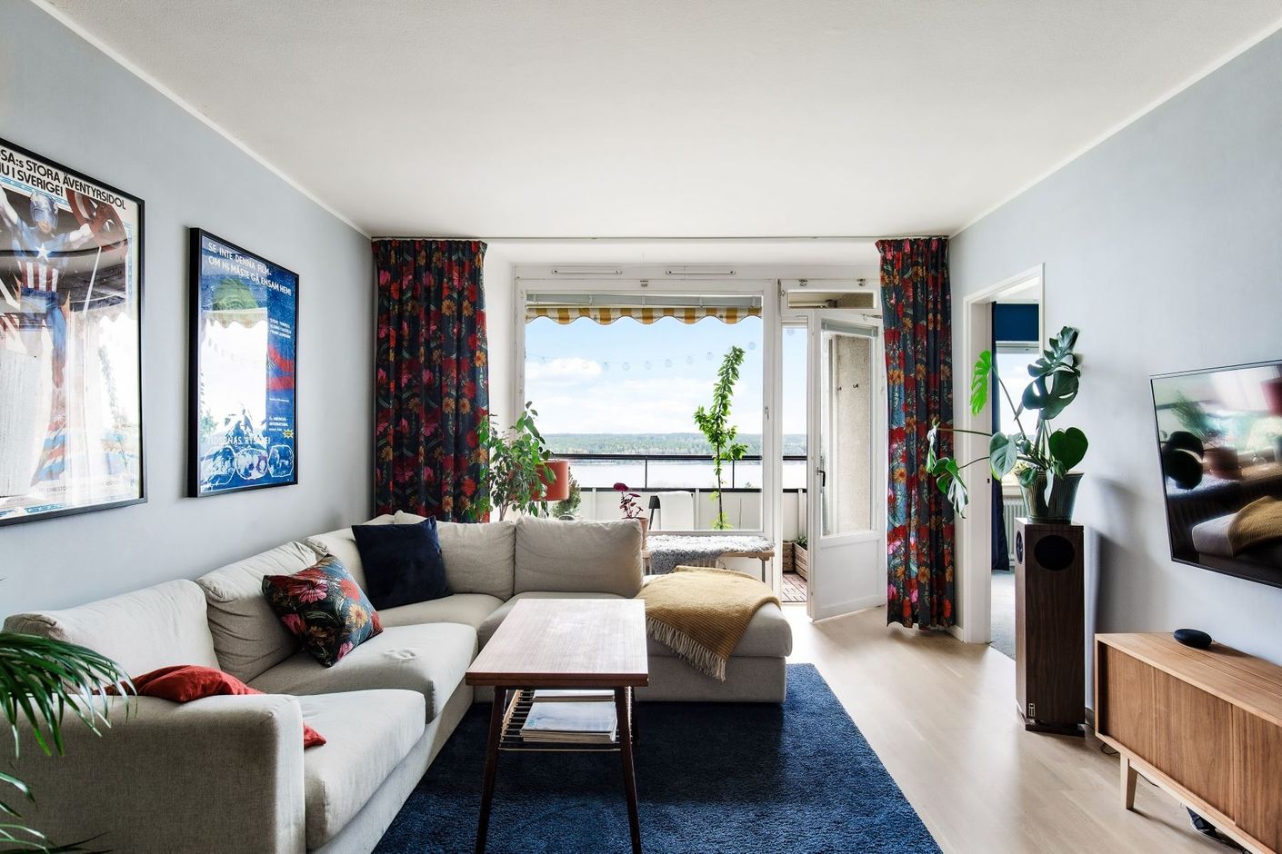 Sjöutsikt från vardagsrummet