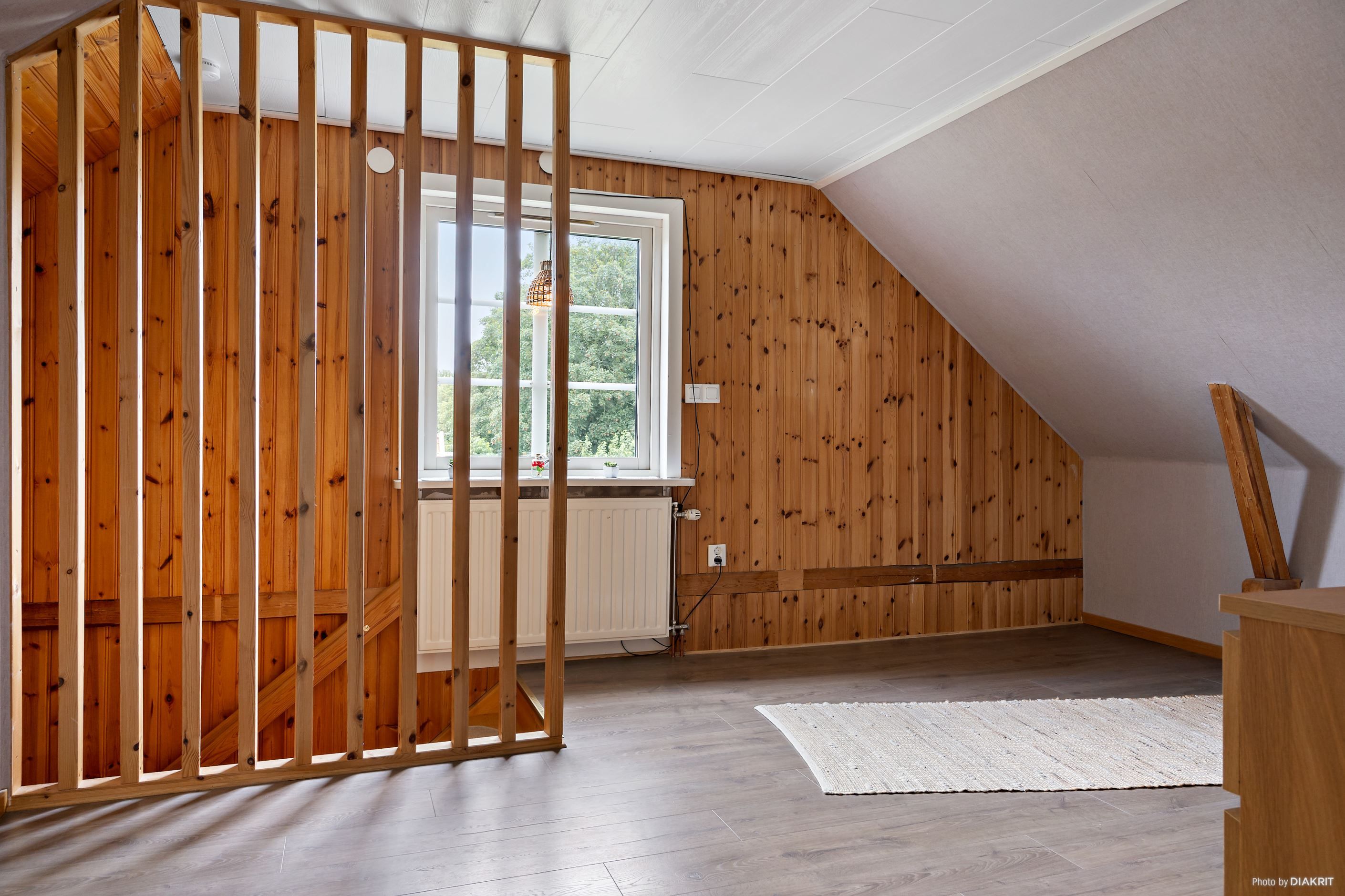 Möblerbar hall övre plan