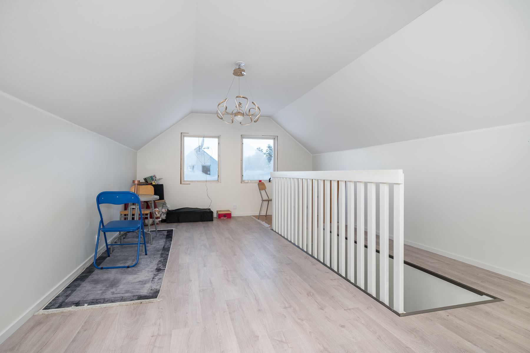 Allrum på övre plan