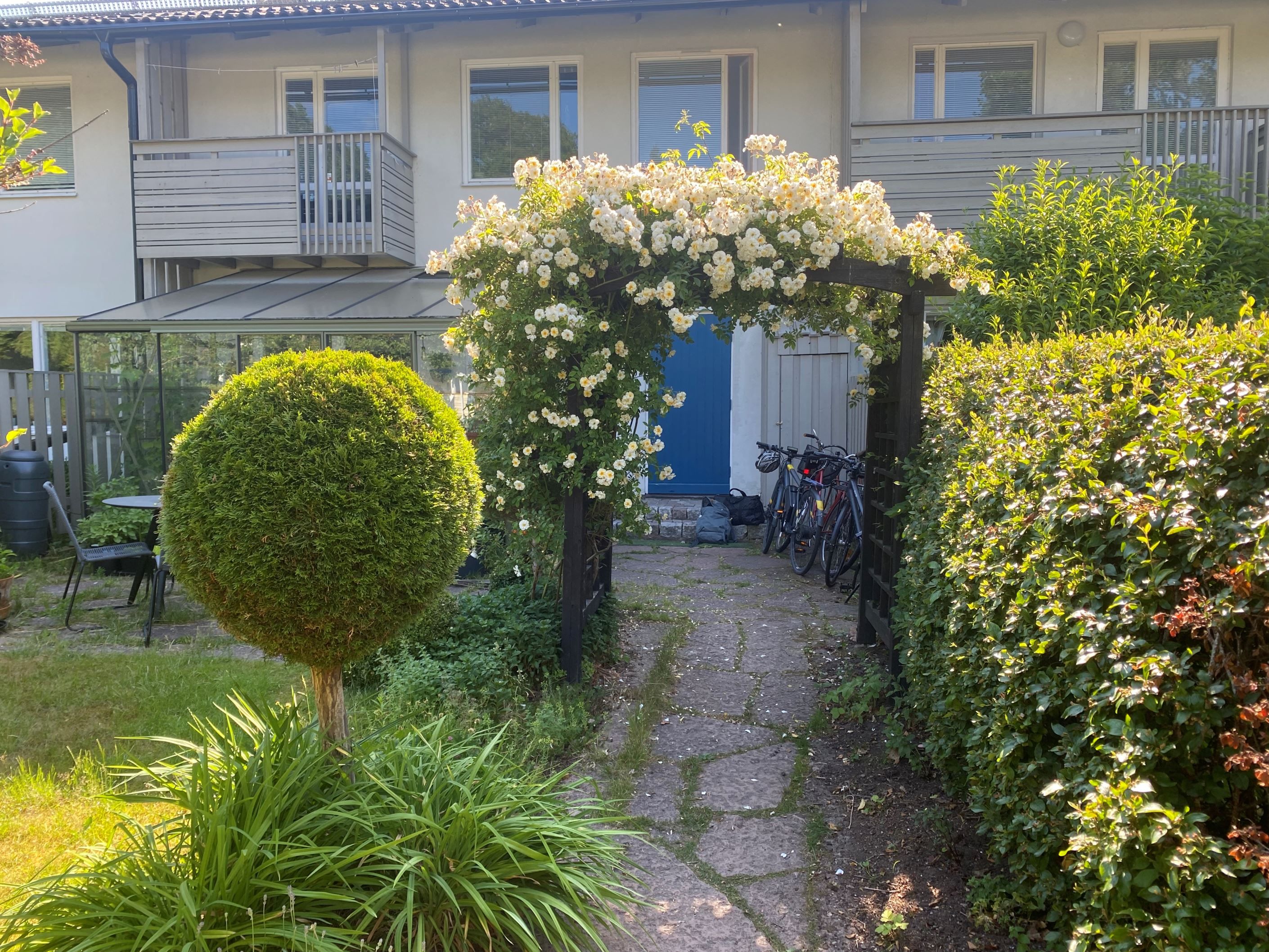 Entré i sommarskrud