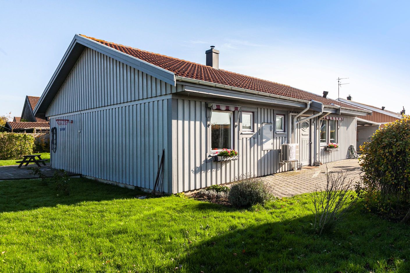 Vy från trädgård