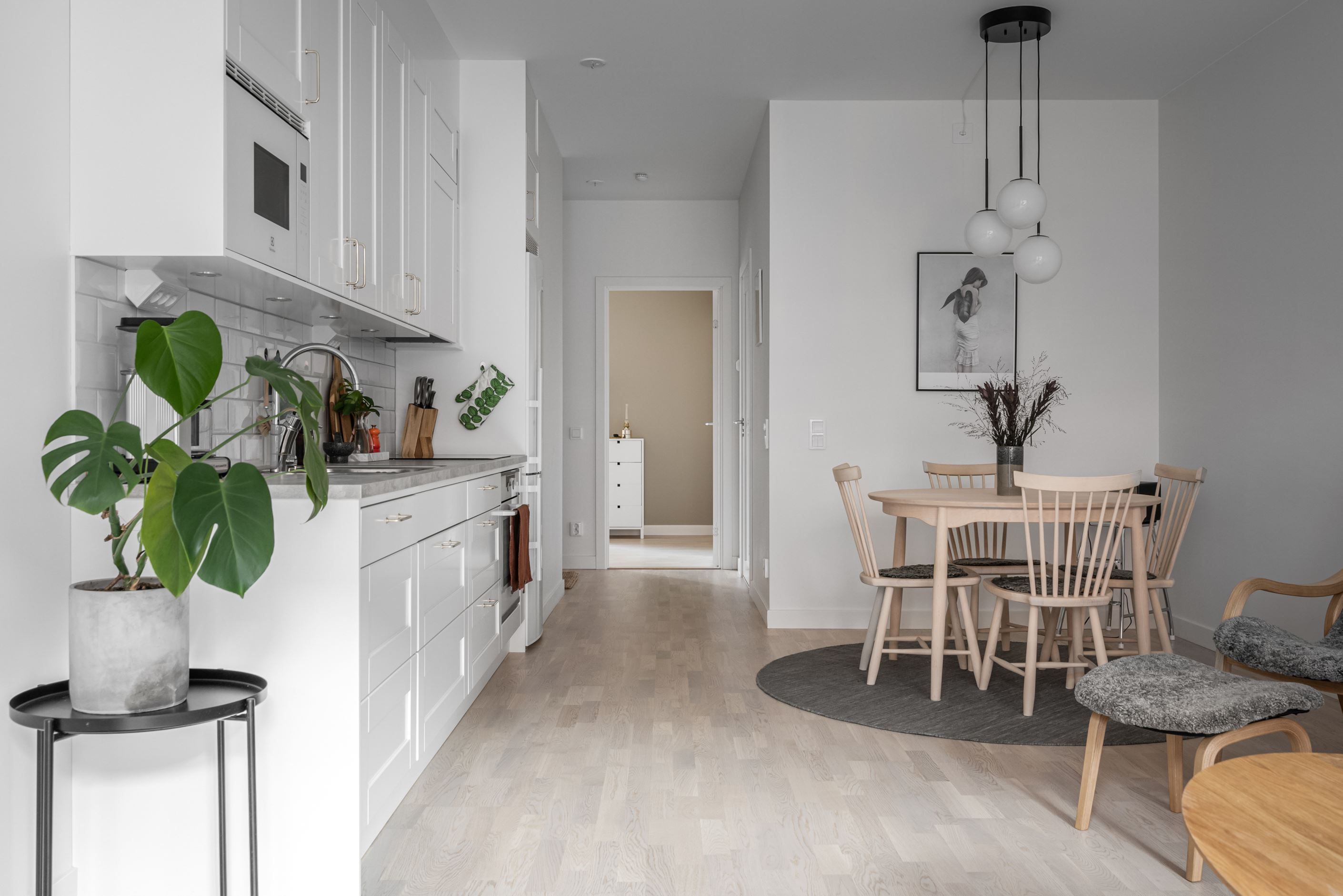 Plats för soffgrupp och matsalsbord