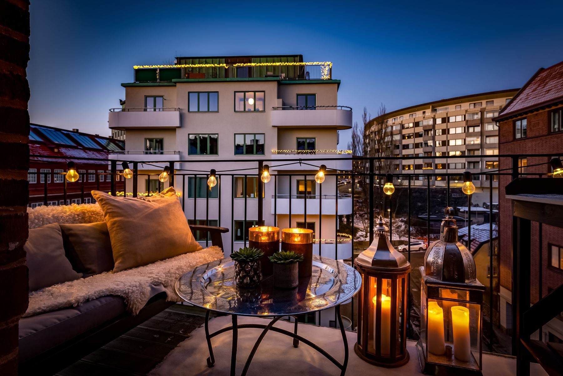 Välkomna högst upp, vån 7/7 på Kungsgatan 8