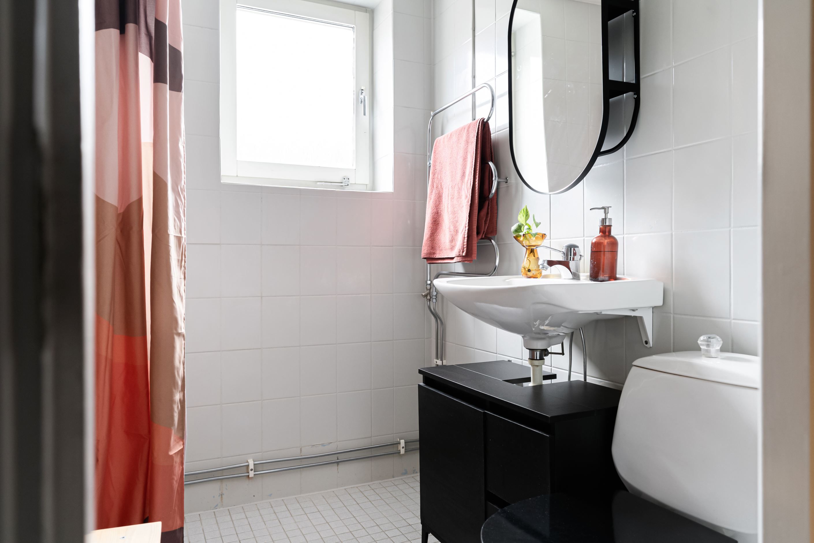 Badrum som är förberett för tvättmaskin