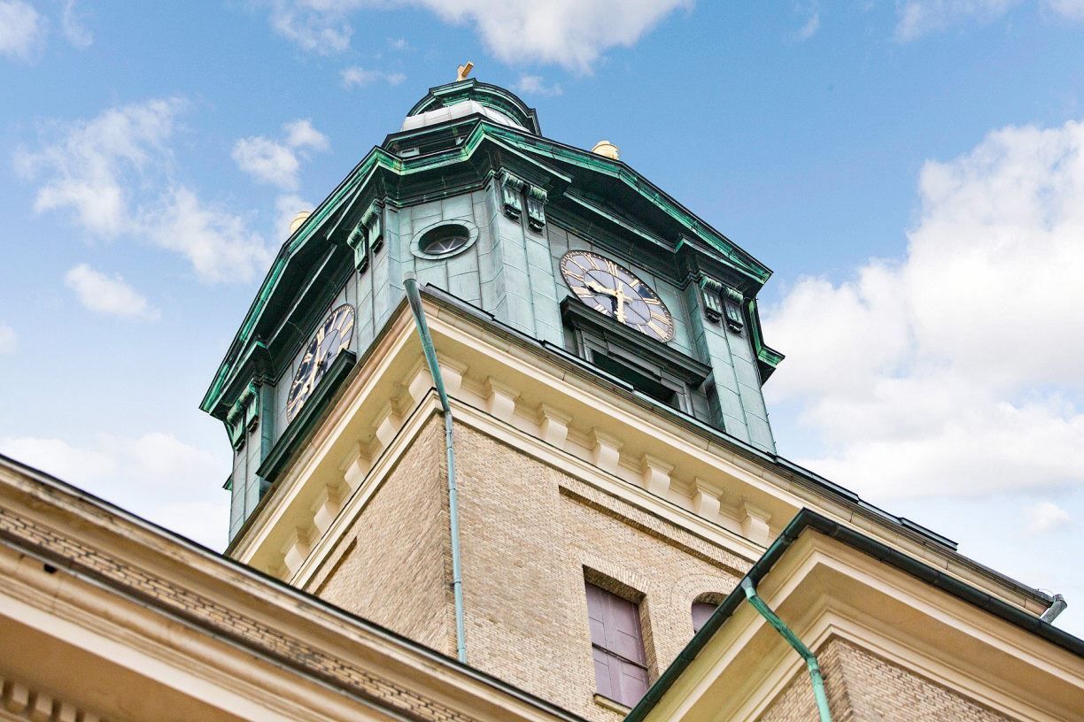 Vackra Domkyrkan pryder området