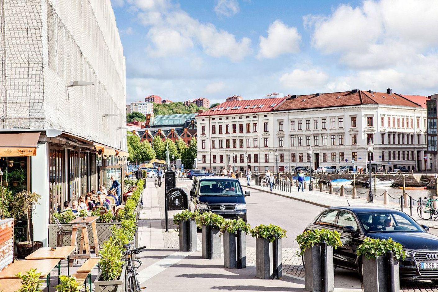 Och Rosenlundskajen med dess stora restaurangutbud