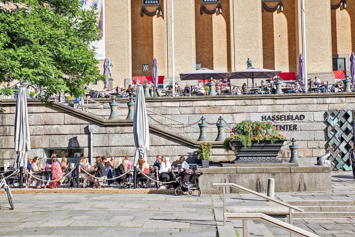 Götaplatsen med dess restauranger ett par gator bort