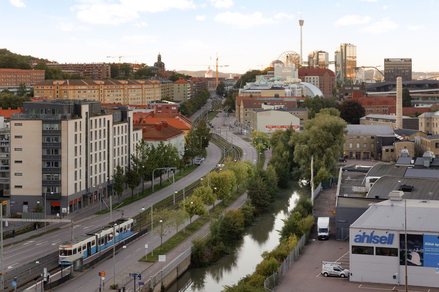 Från föreningens takterass som får nyttjas av dess medlemmar!