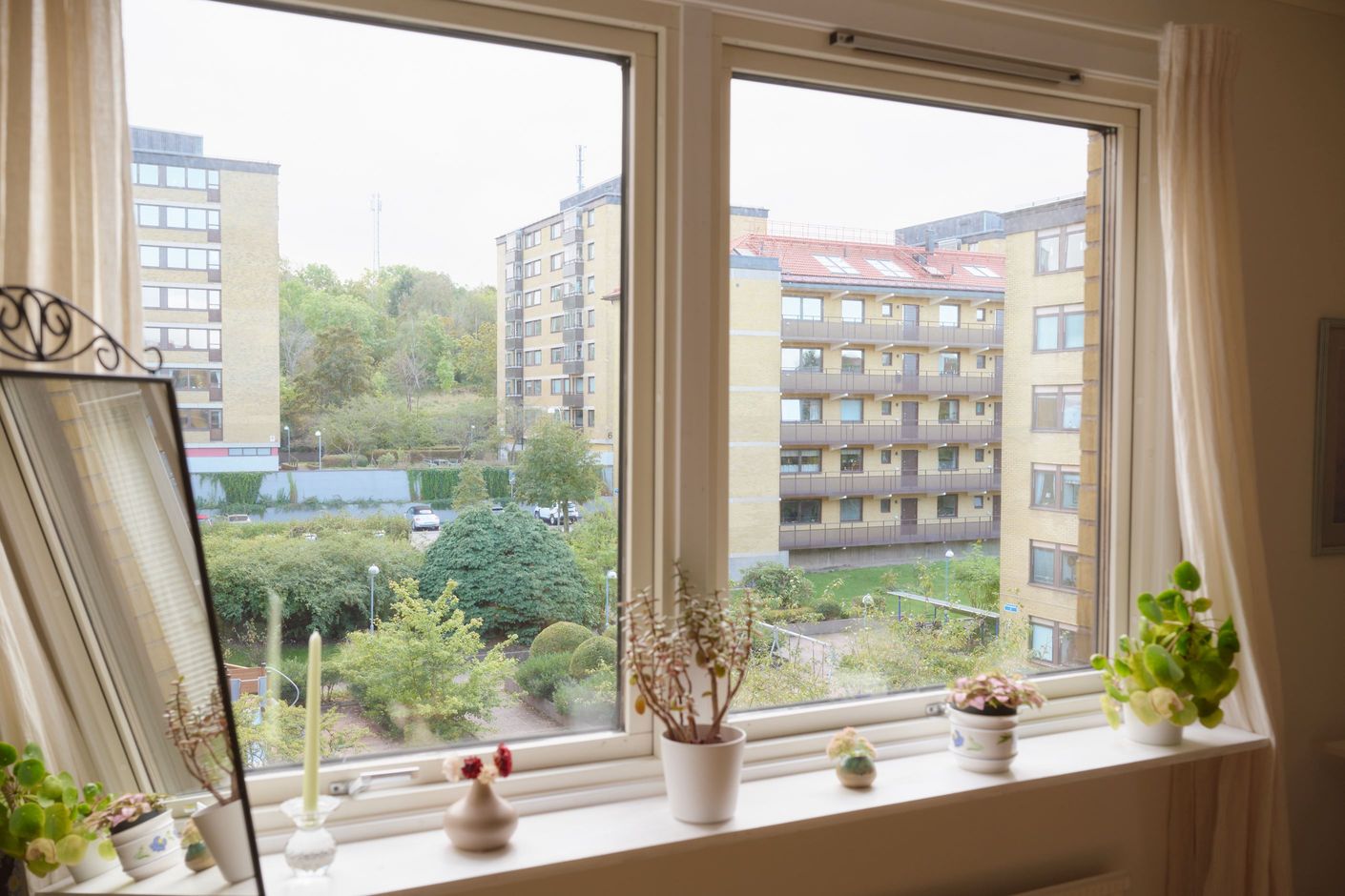 Fri vy över innergården