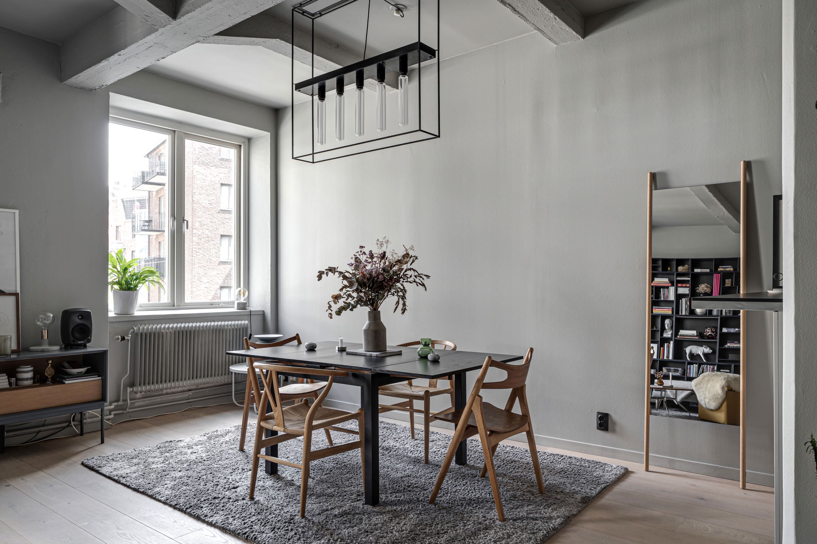 Utmärkt plats för större matsalsbord