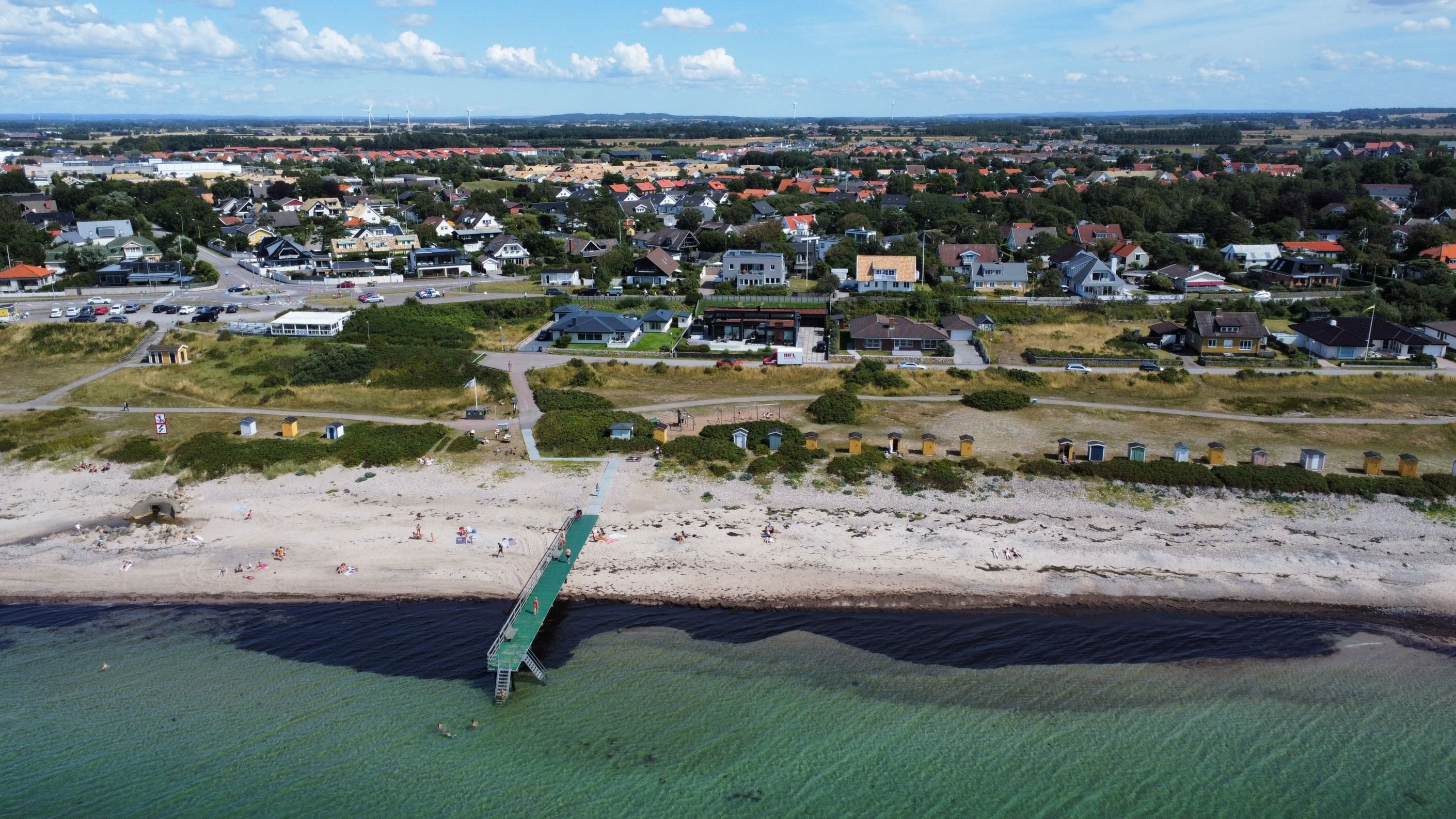Viken havsbad brygga från havet