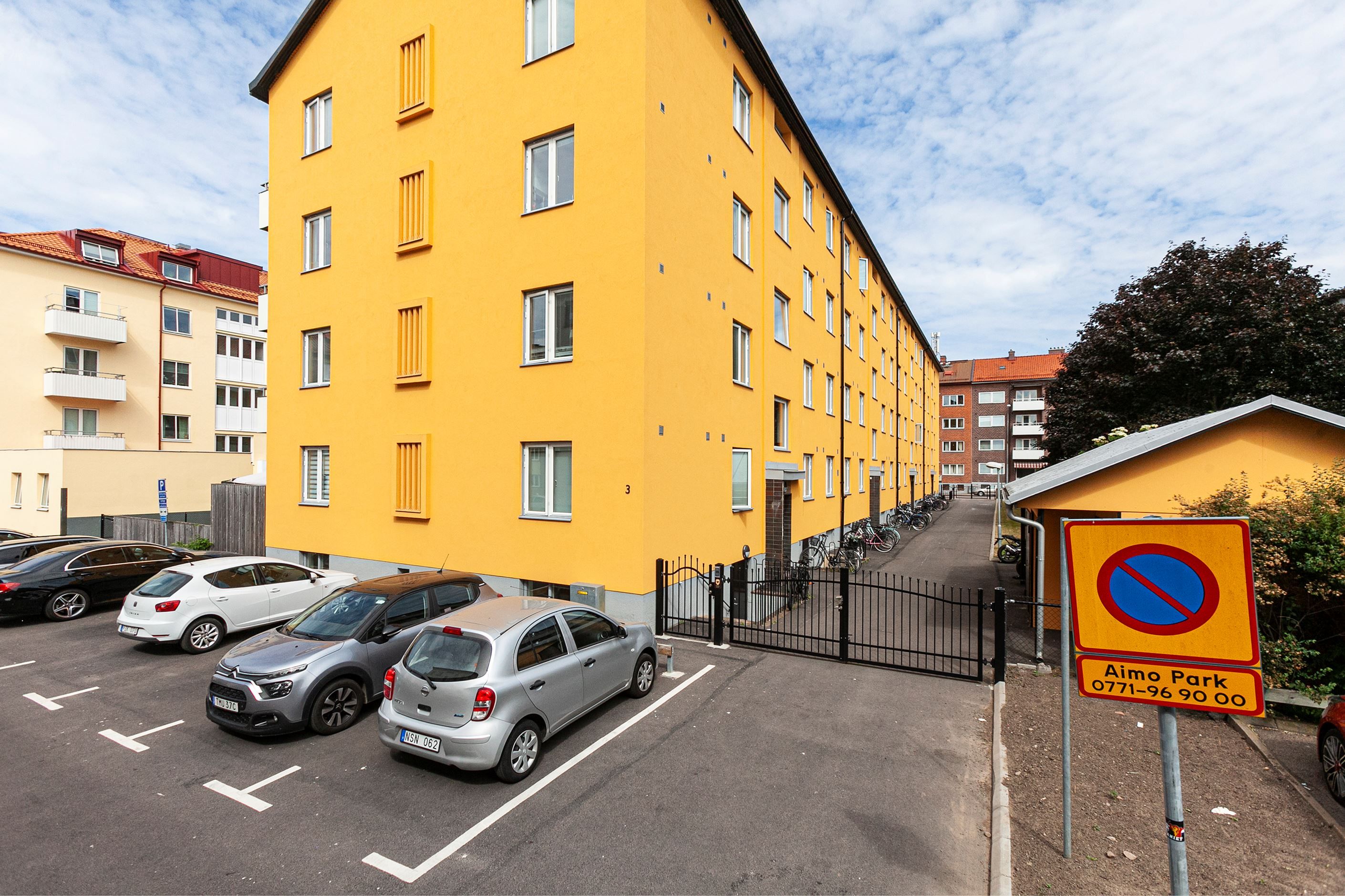 Ingång till entrén