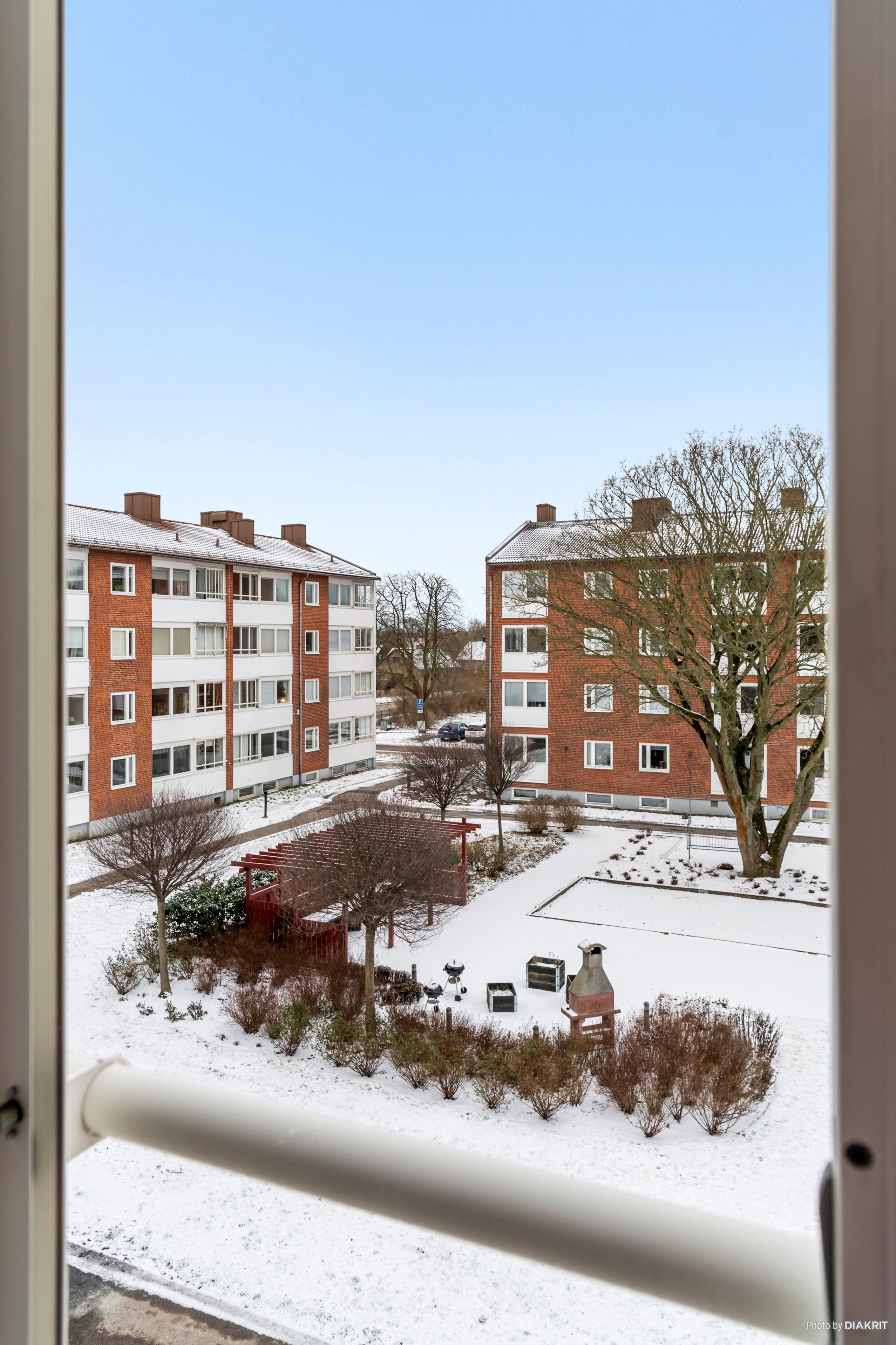 Utsikt över gården från balkongen