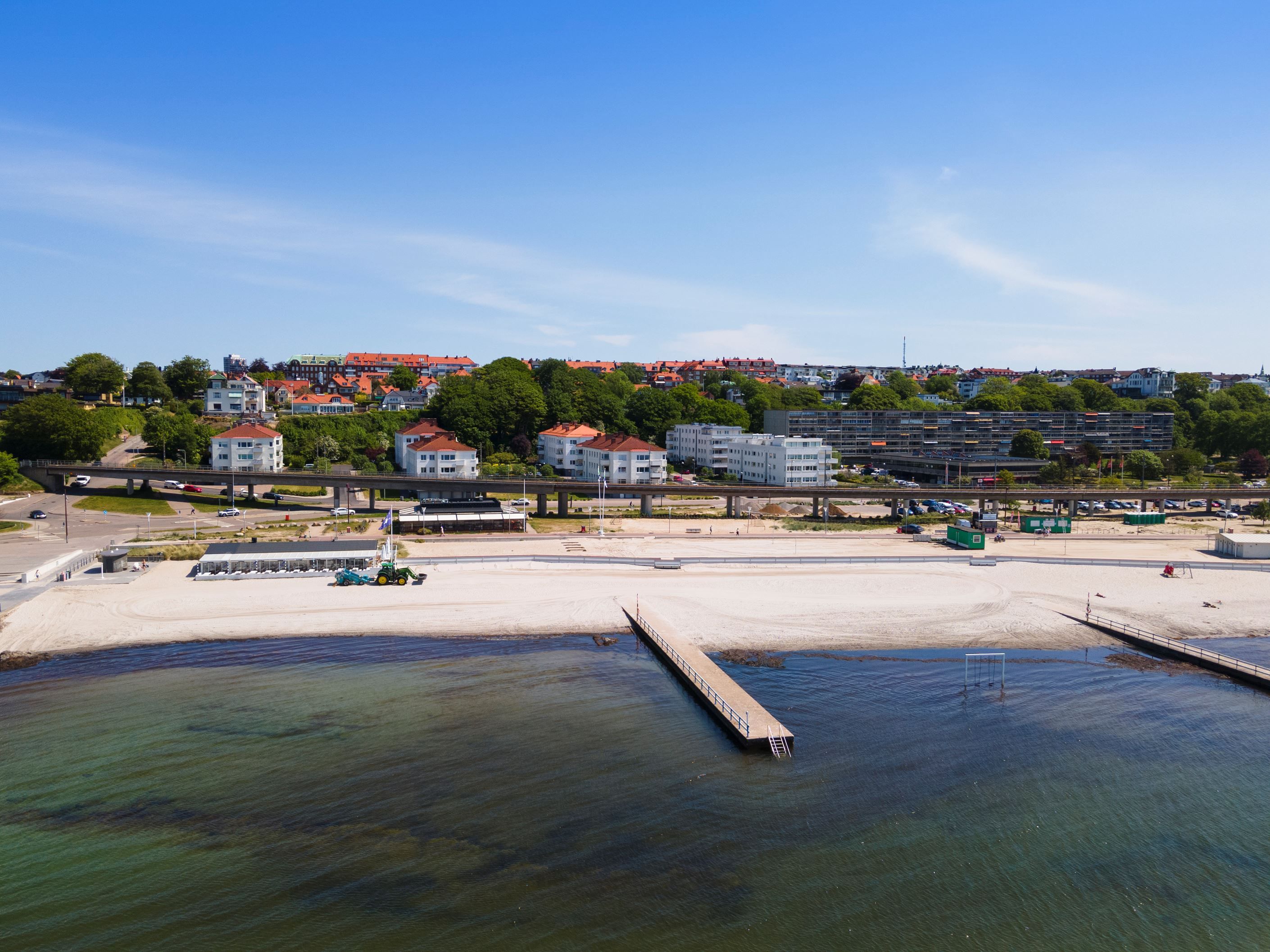 Vy från havet mot huset
