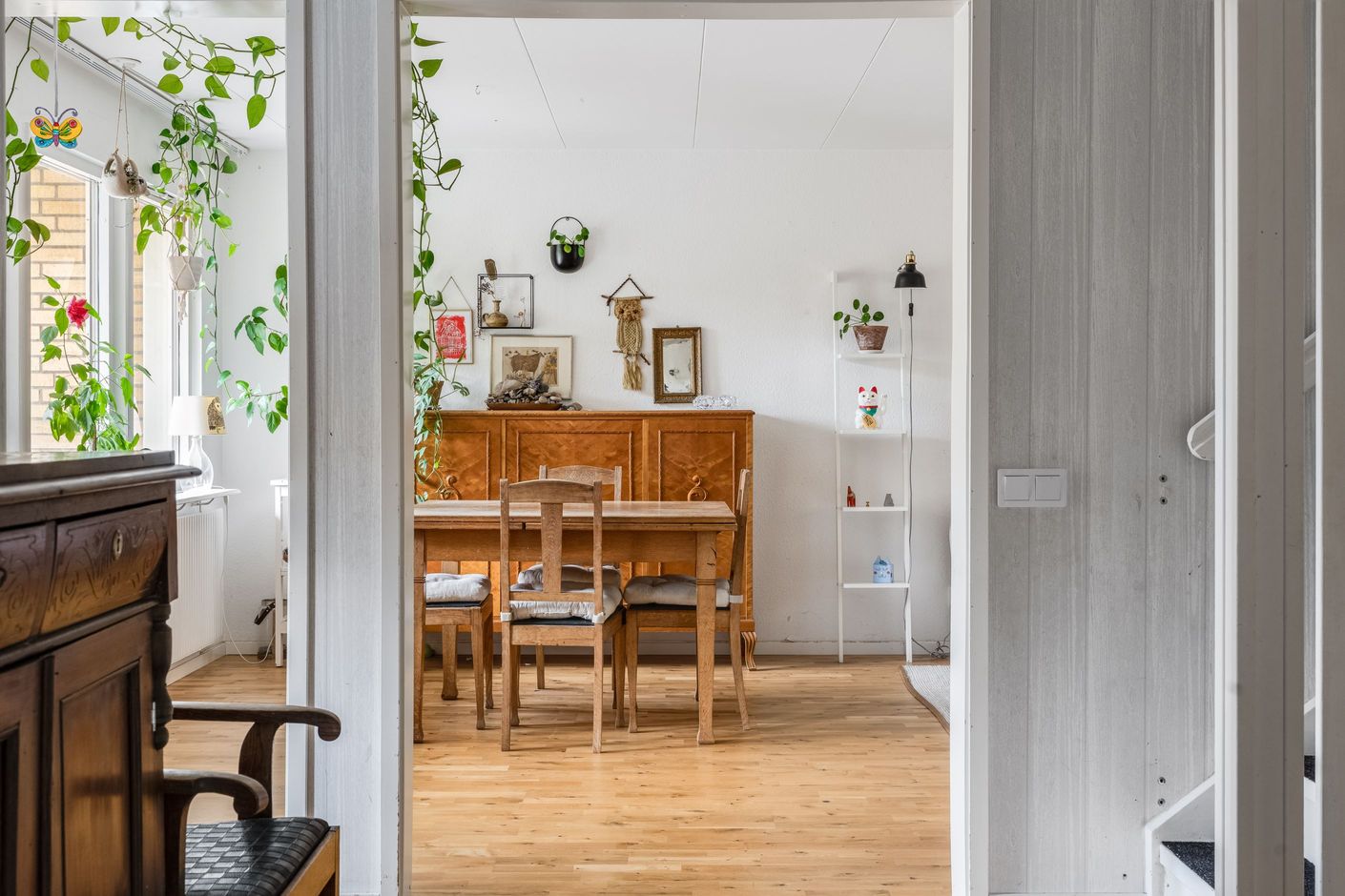 Hall