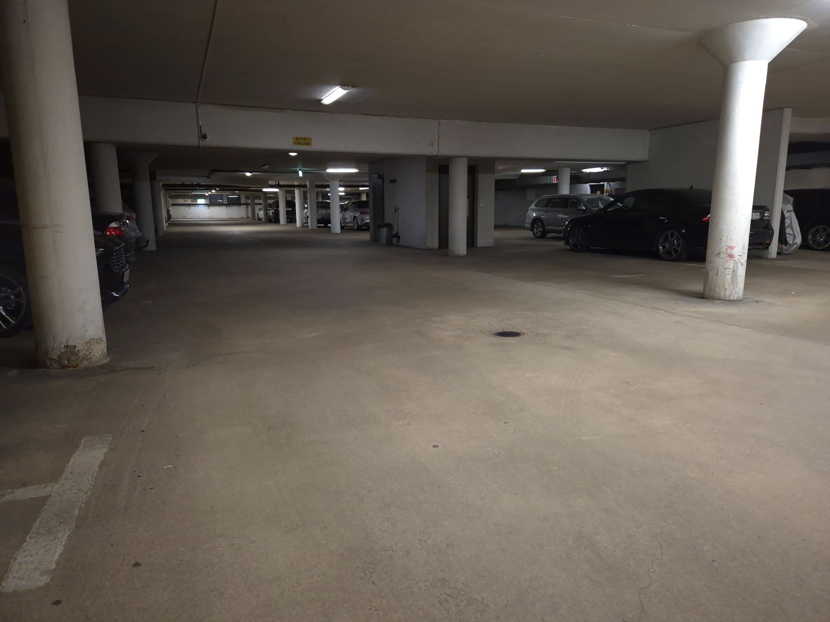 Garage, säljarens egen bild