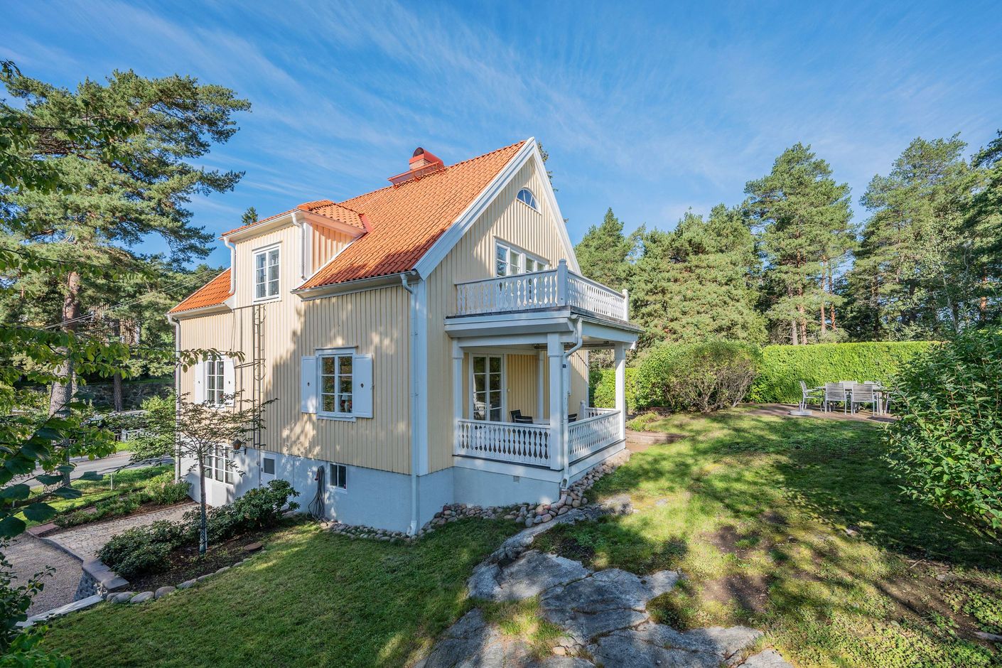Gedigen familjevilla med 4 bra sovrum på övre plan!