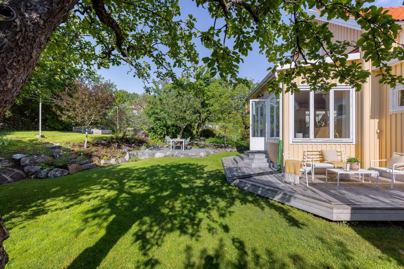 Fin kontakt mellan hus och trädgård