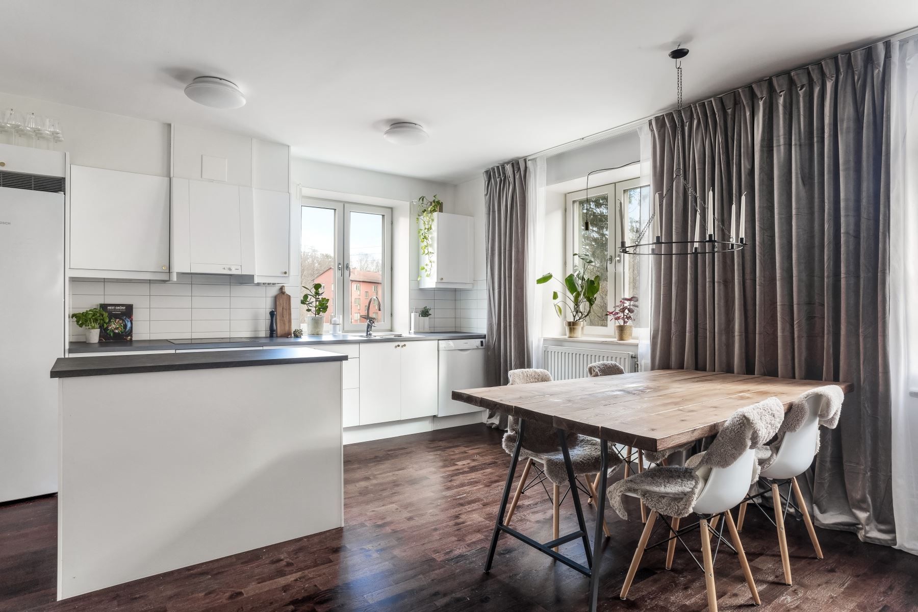 Varmt välkomna till Bårdgränd 12A!