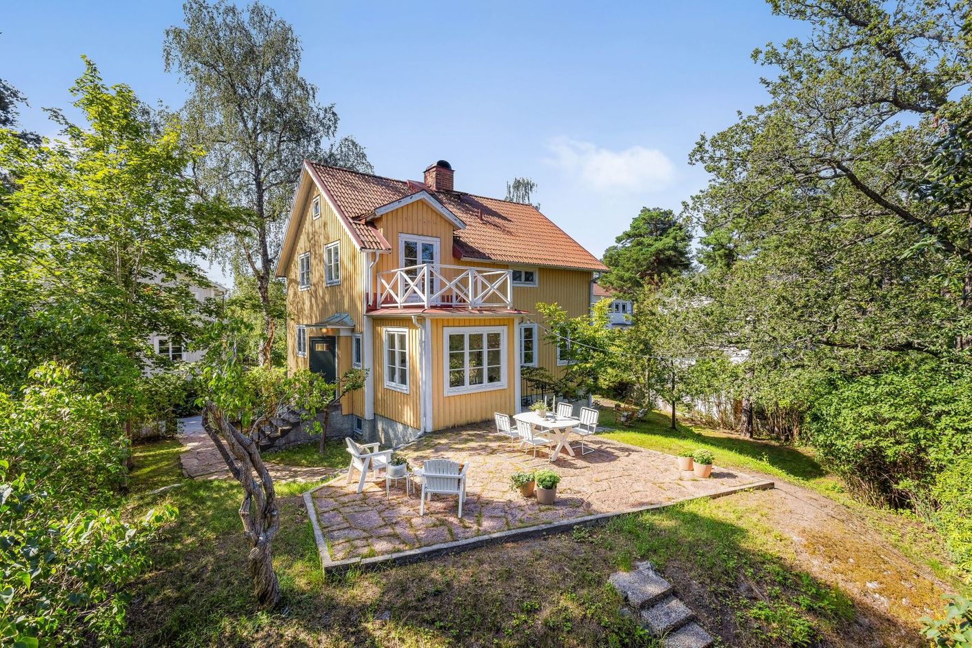 Charmerande 20-talsvilla rik på byggårscharm och vackra detaljer