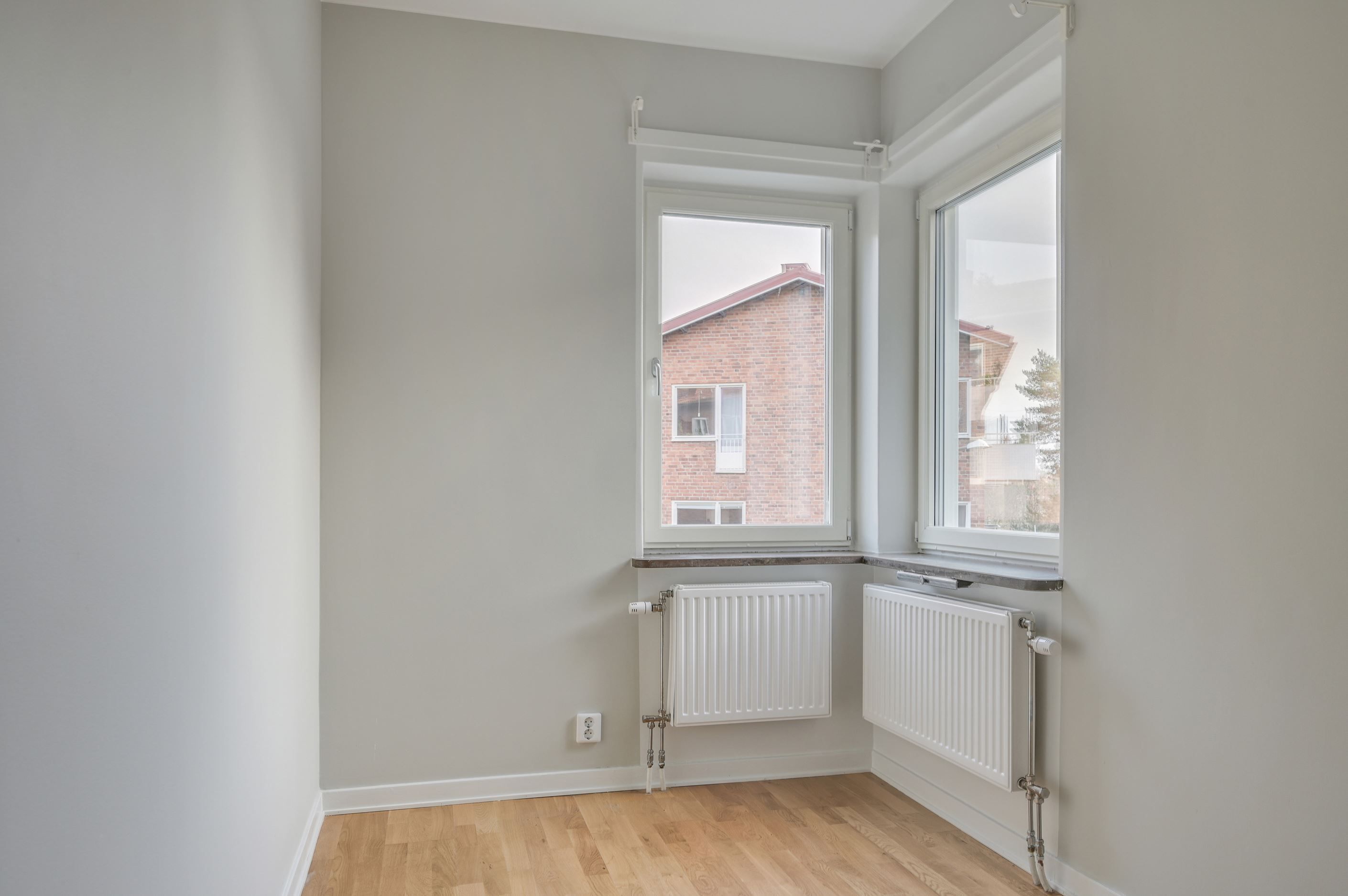 Sovrum i trivsamt gavelläge