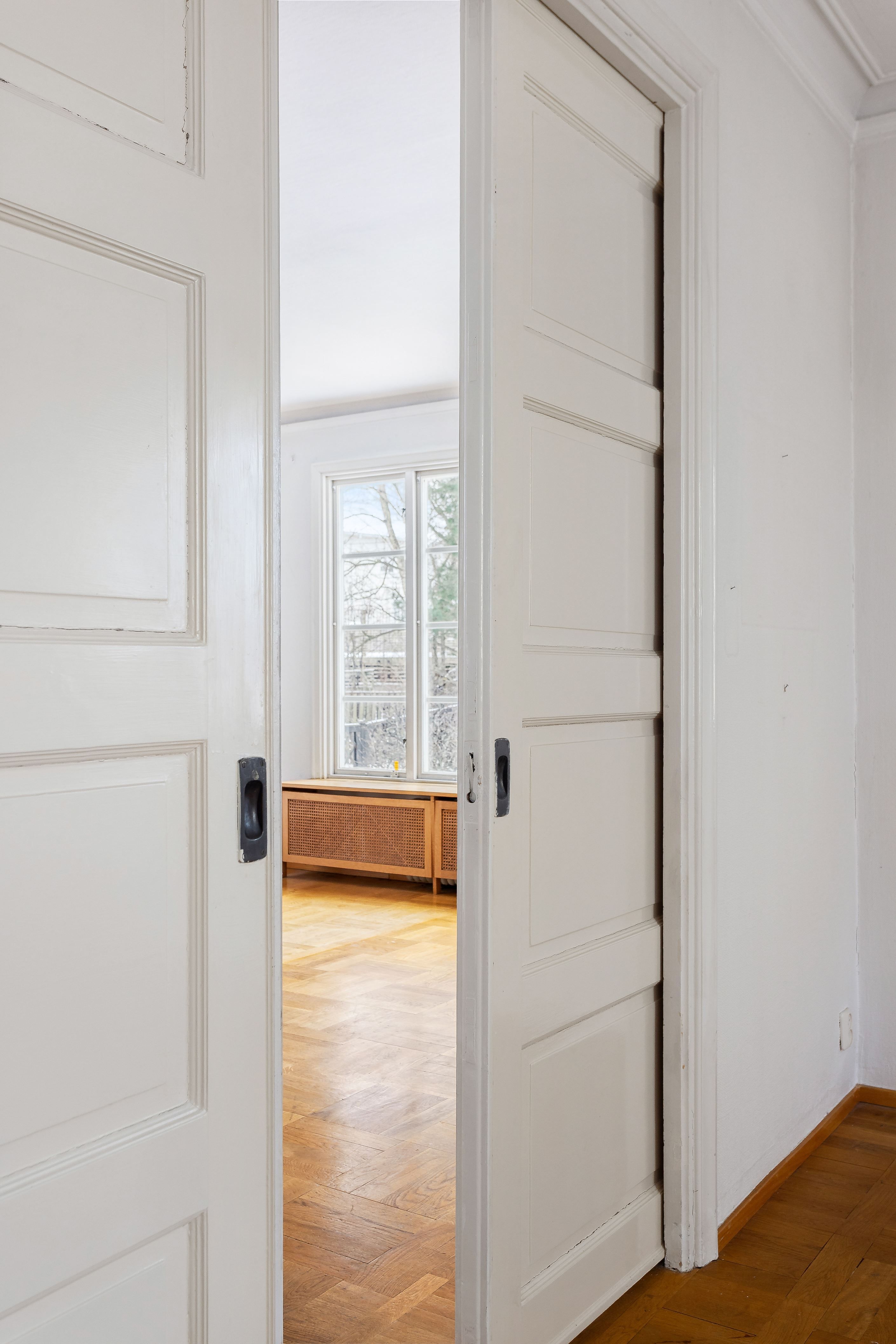 Skjutdörrar i original från 30-talet