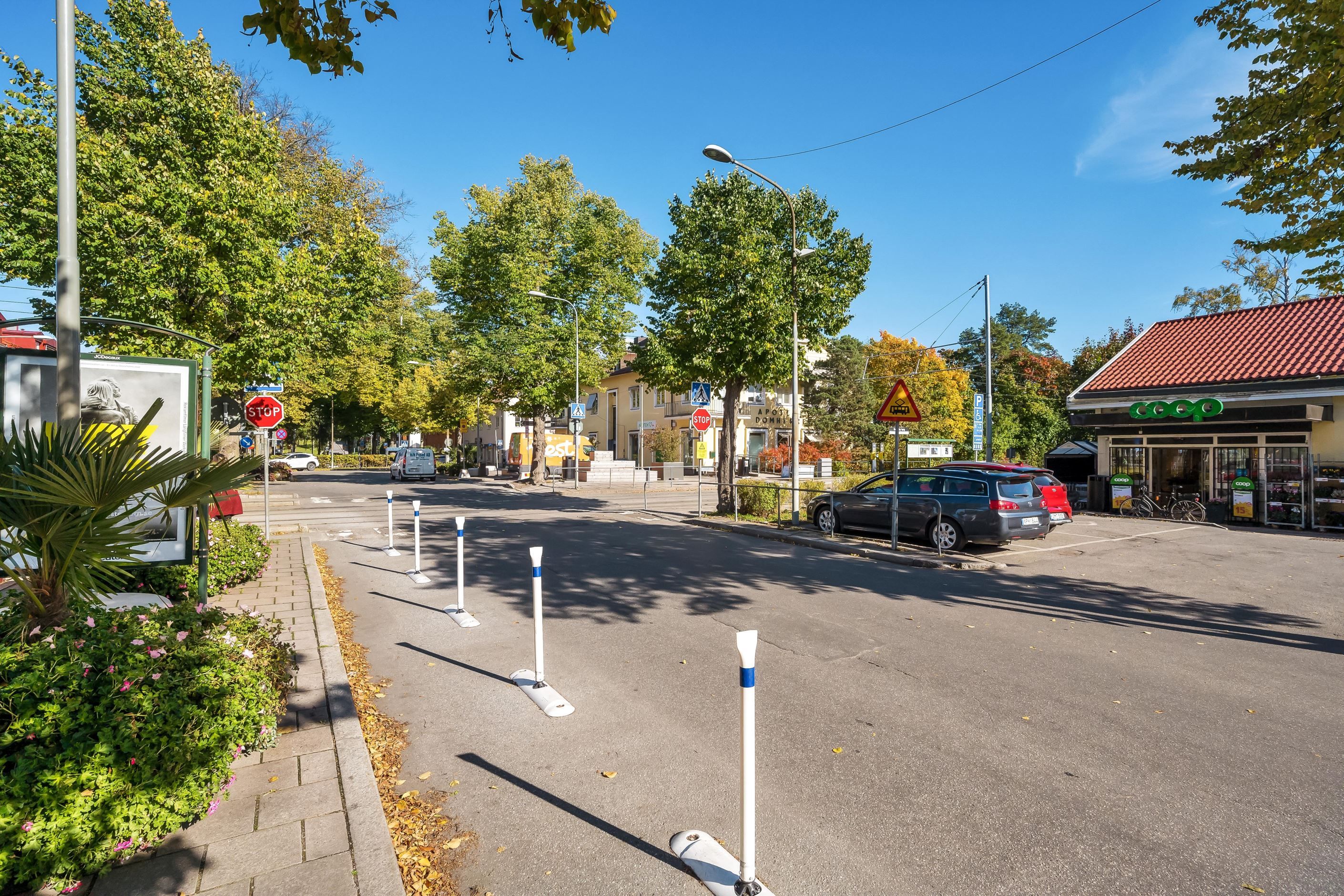 Nockeby Torg med välsorterad Coopbutik