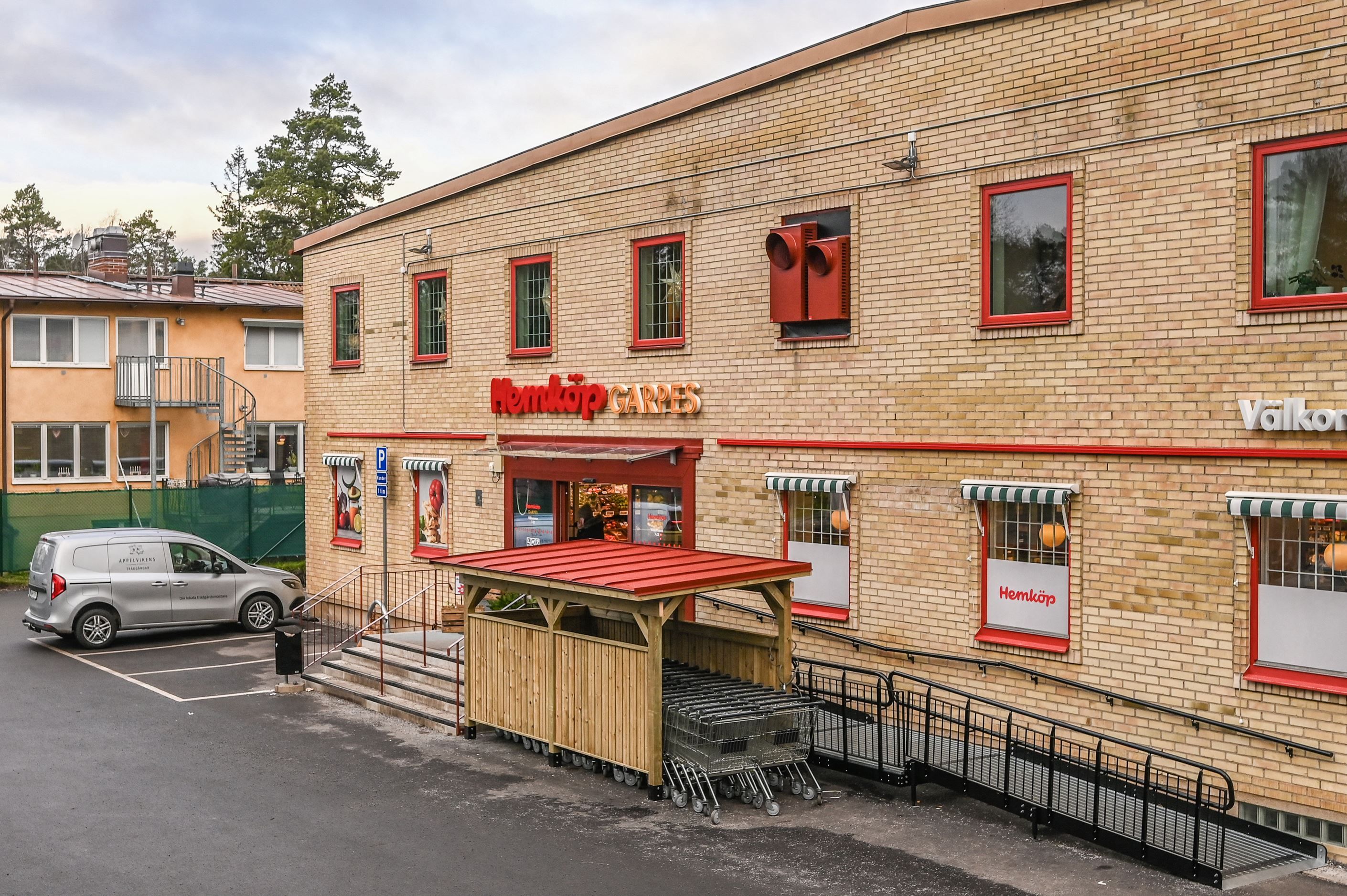 Nyöppnade Hemköp/Garpes