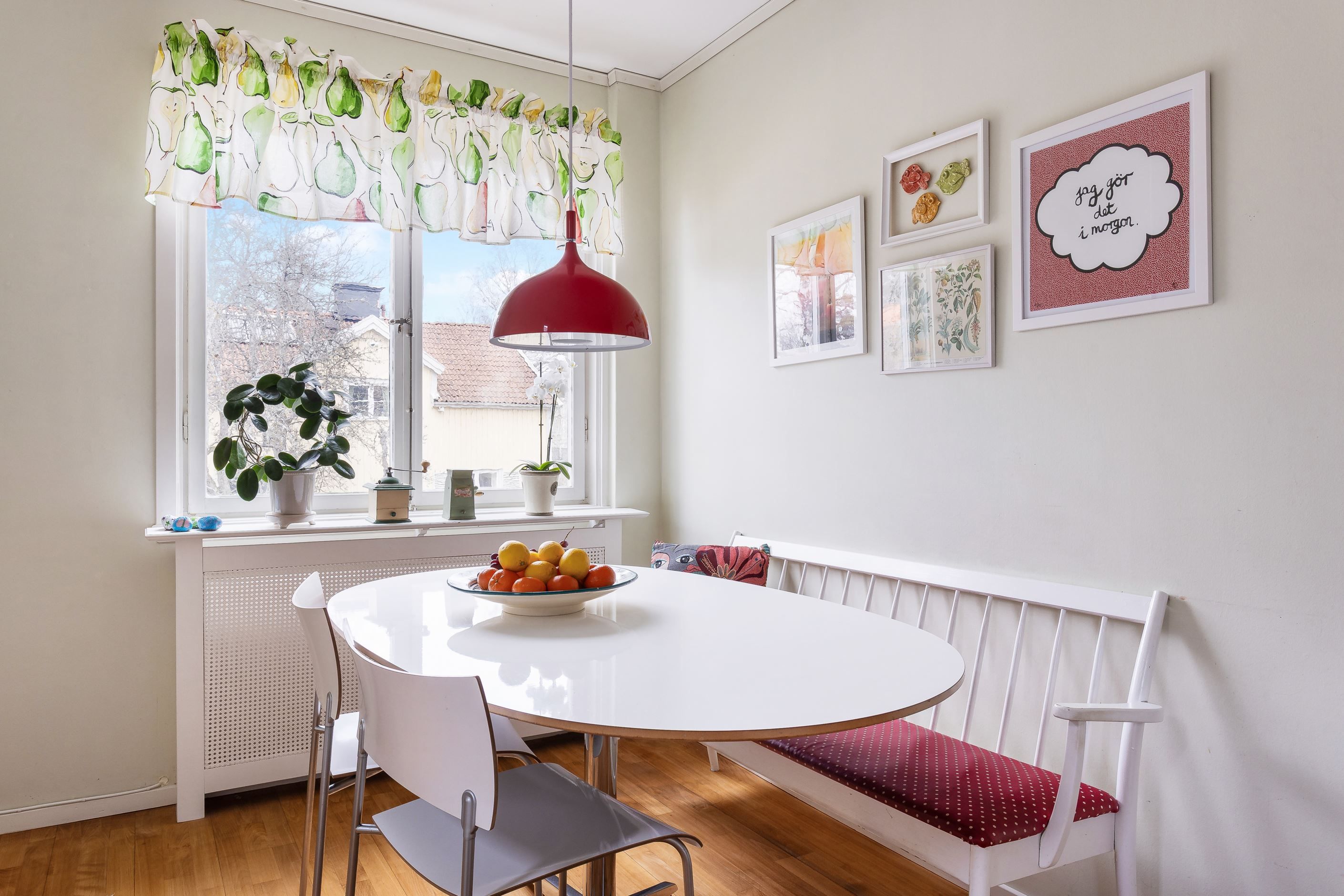 Matplats i kök för vardagsmåltiden