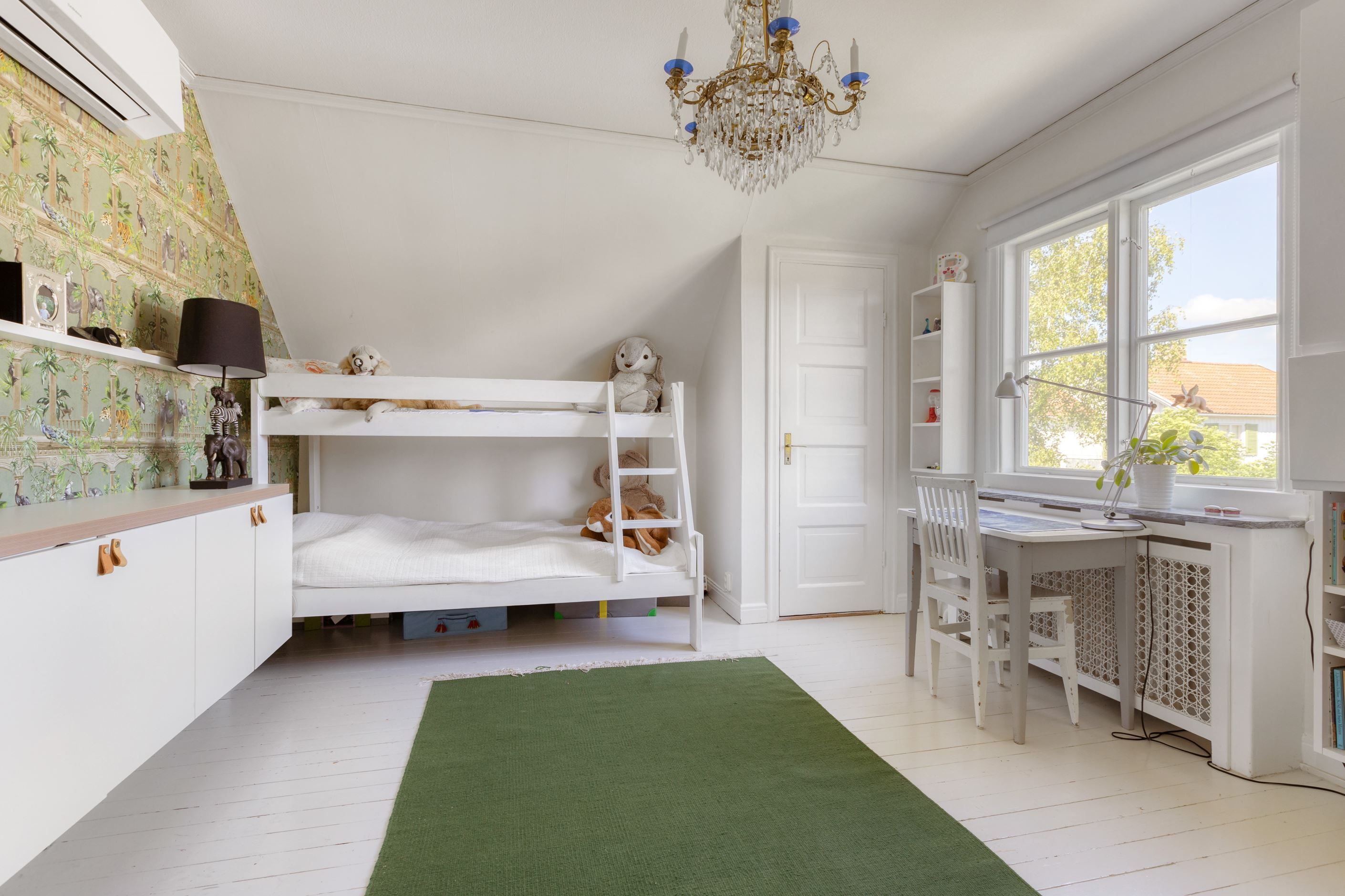Ytterligare två sovrum på övre plan