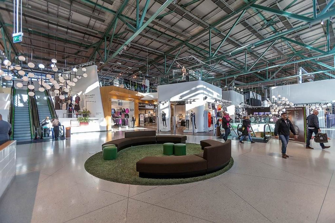 Shopping i Bromma blocks, perfekt mål på promenaden