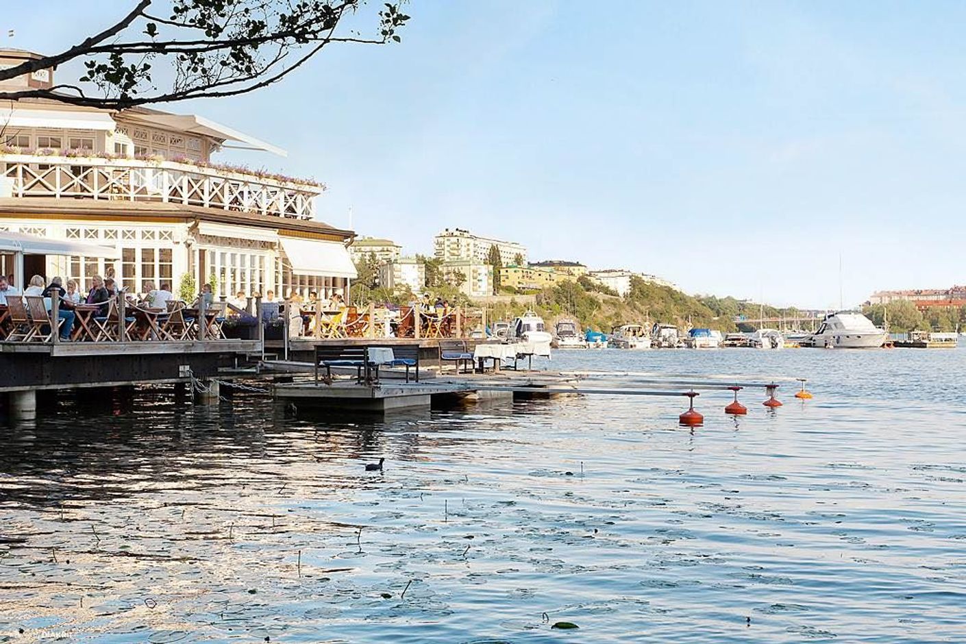 Sjöpaviljongen med gästhamn