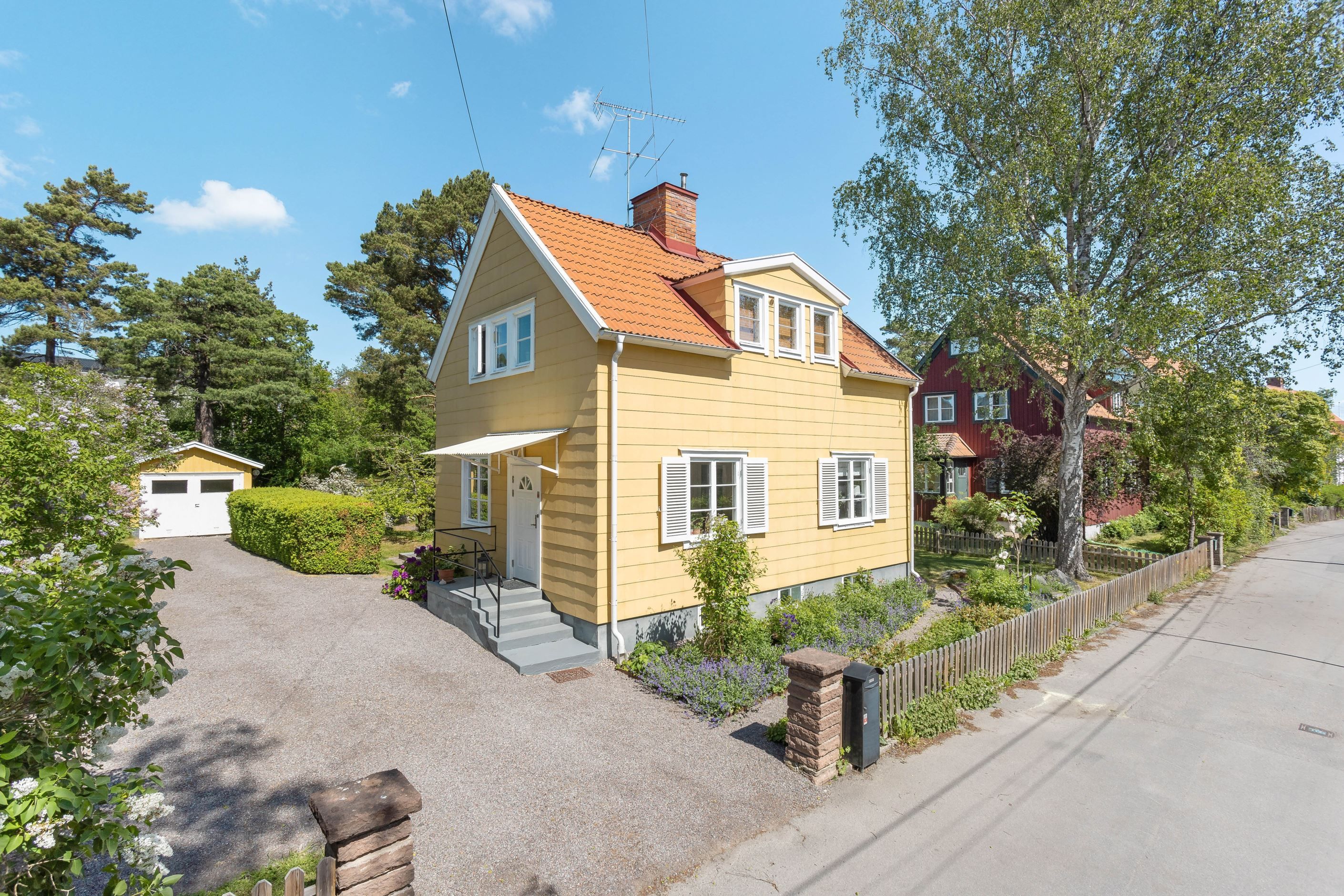 Charmerande Stora Mossenvilla i lugn idyll