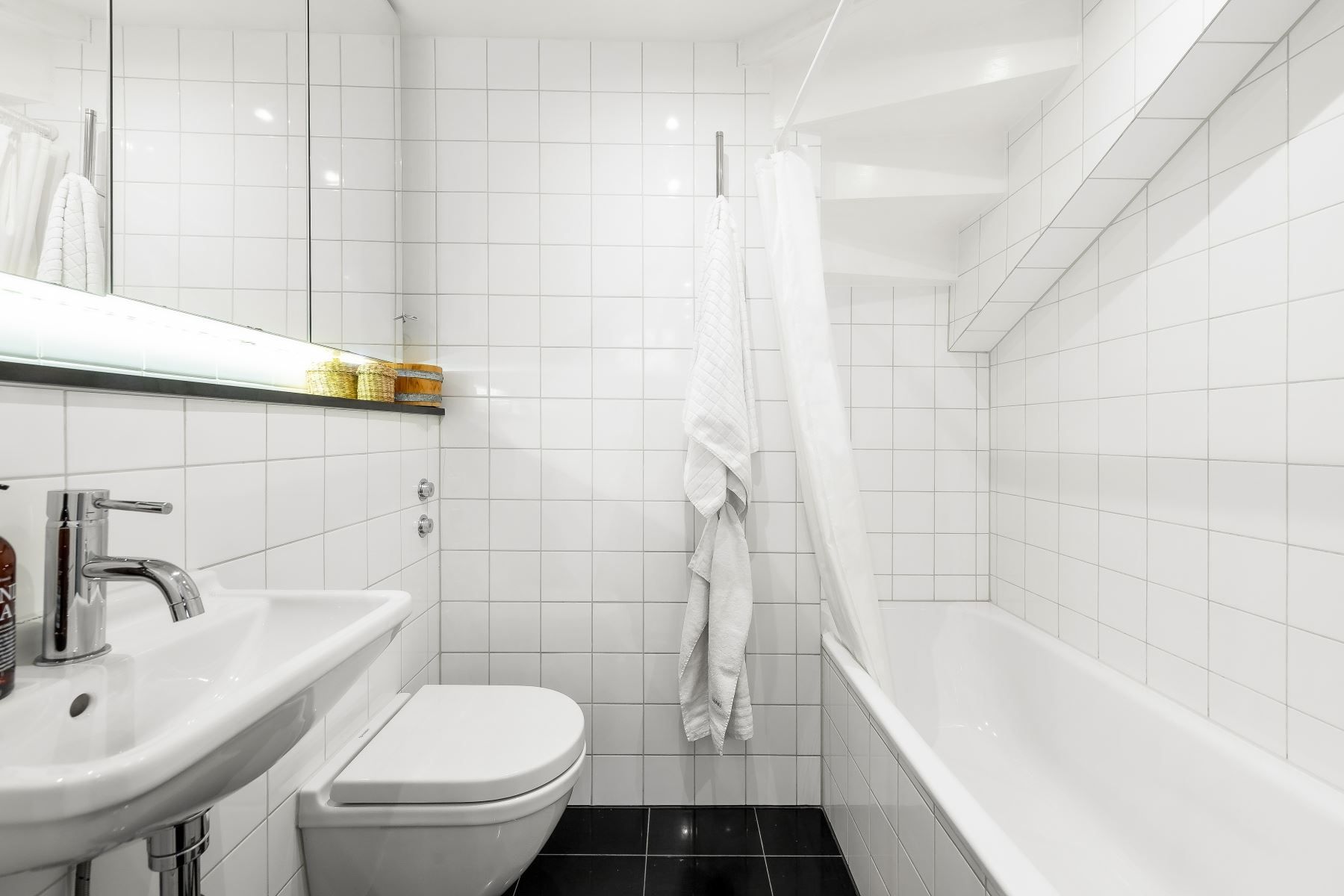 Badrum på nedre plan