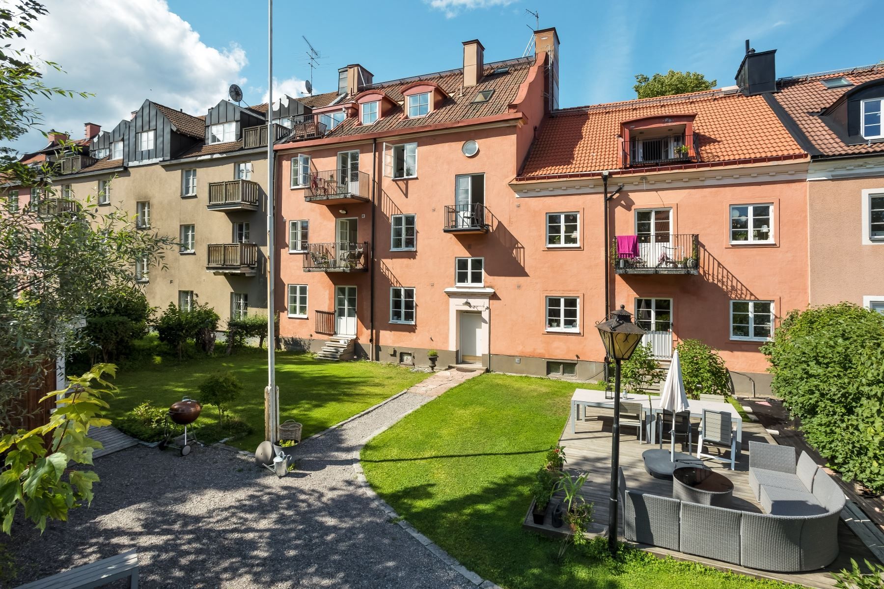 Varmt välkommen till Alviksvägen 23!