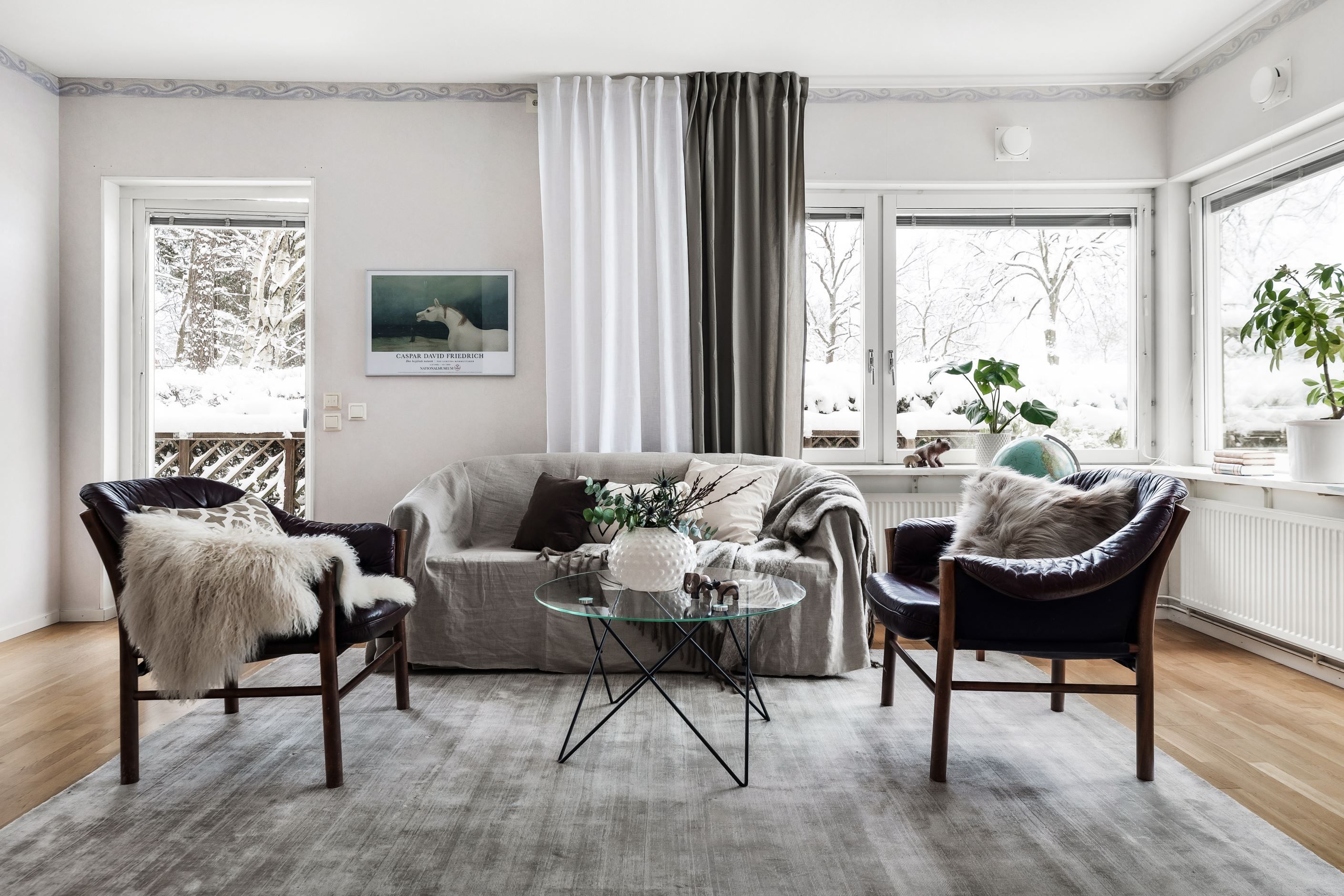 Fönster i två väderstreck