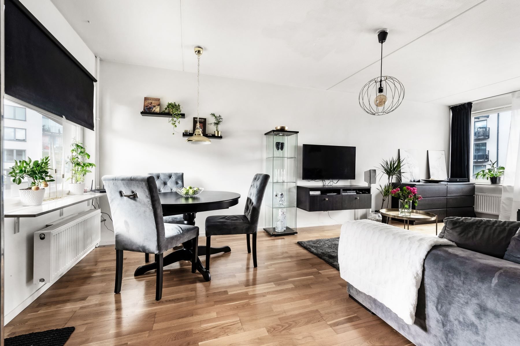 Fönster i två vädersträck