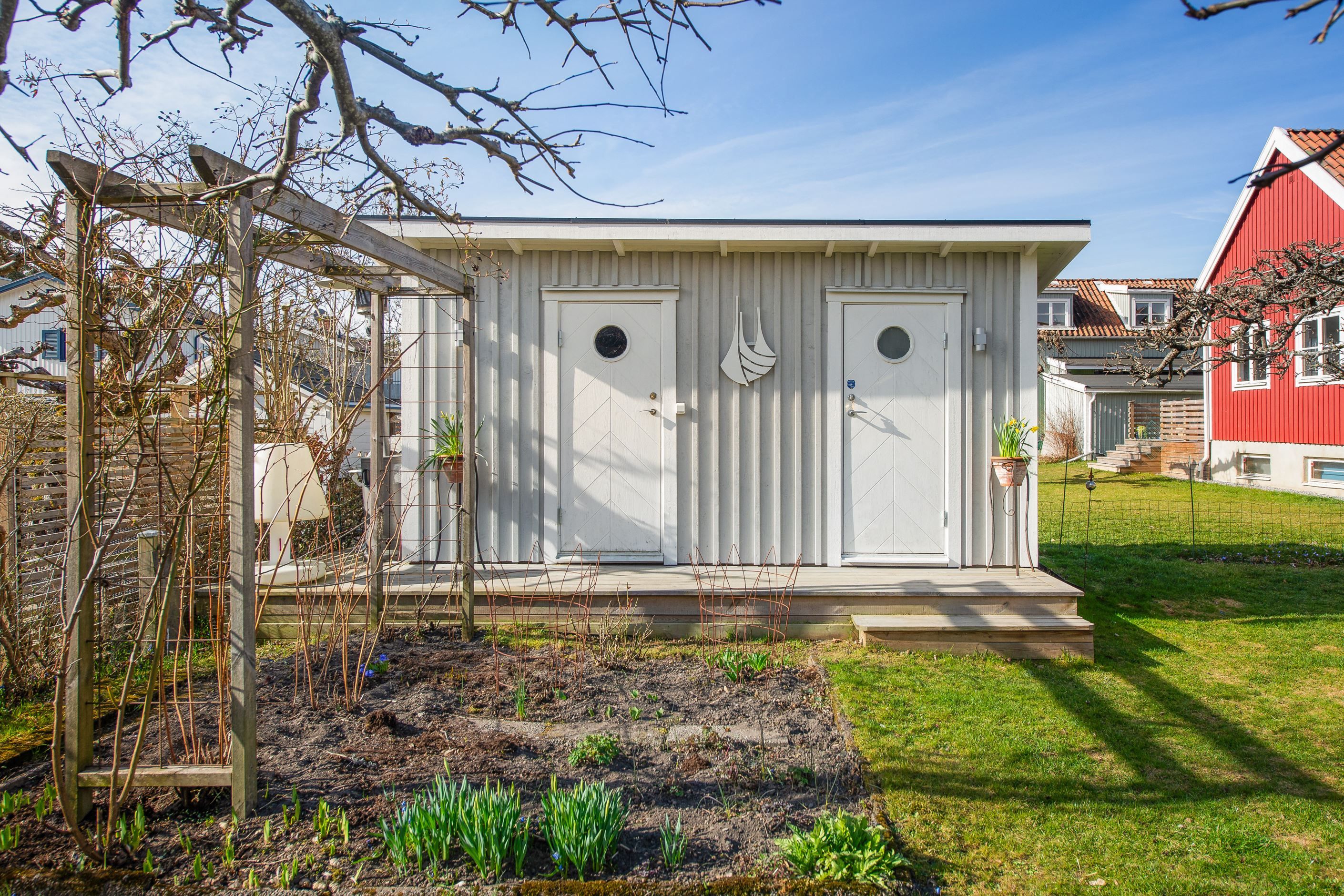 Gott om förvaring i fastighetens andra bod