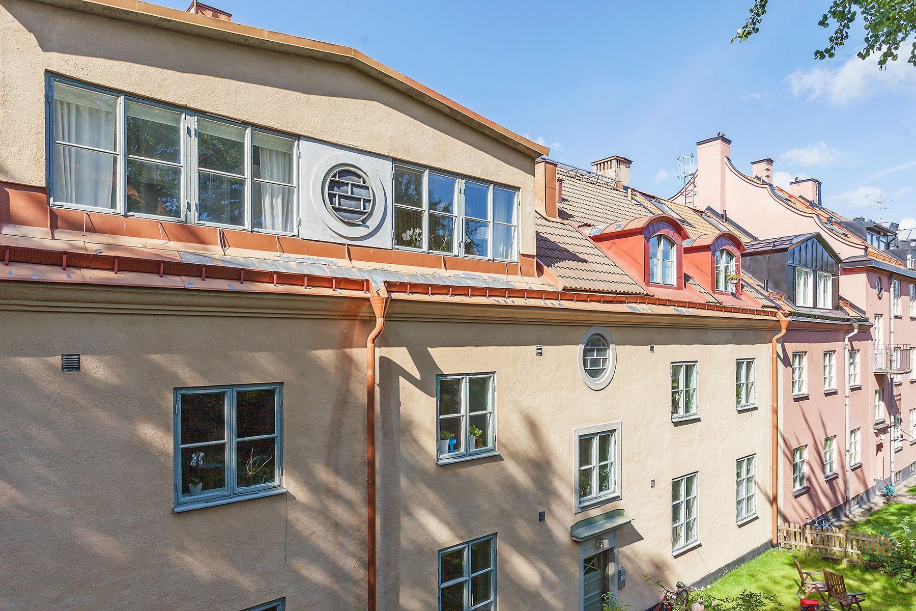 Fasaden mot gården