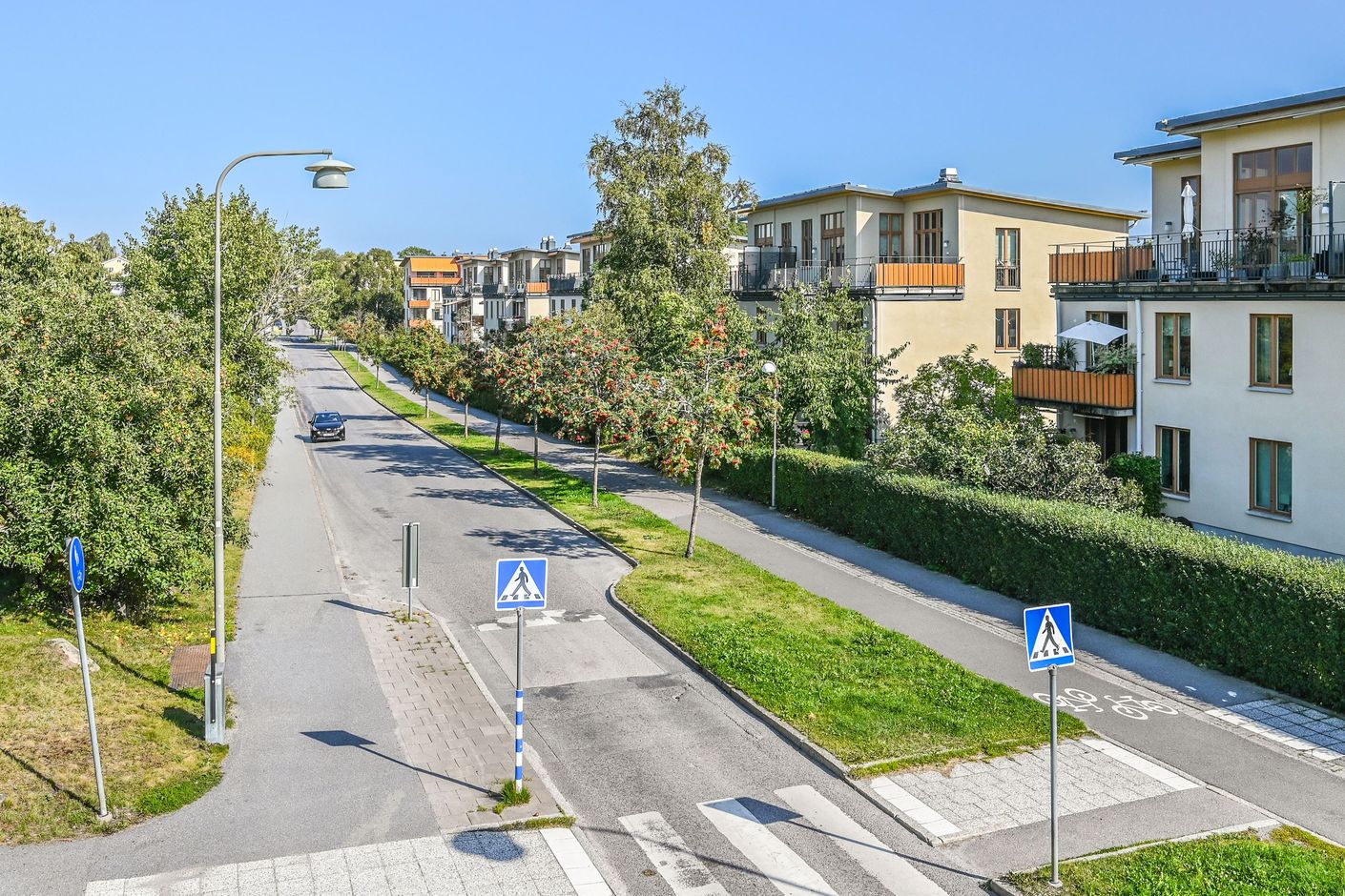 Föreningens fastigheter sett från nyängsvägen