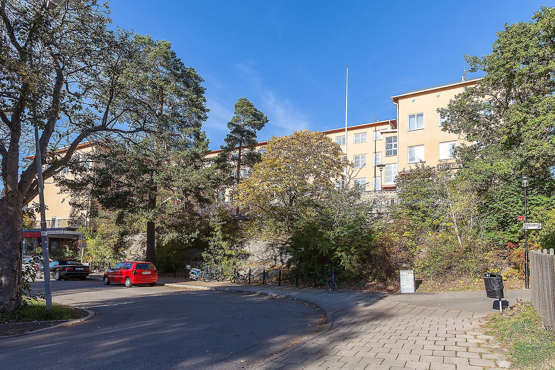 Höglandsskolan, en av flera bra skolor i området