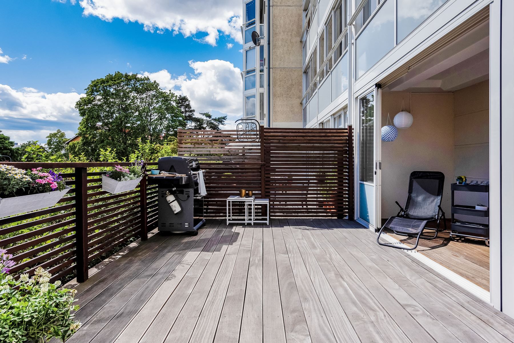 Stor terrass i söder