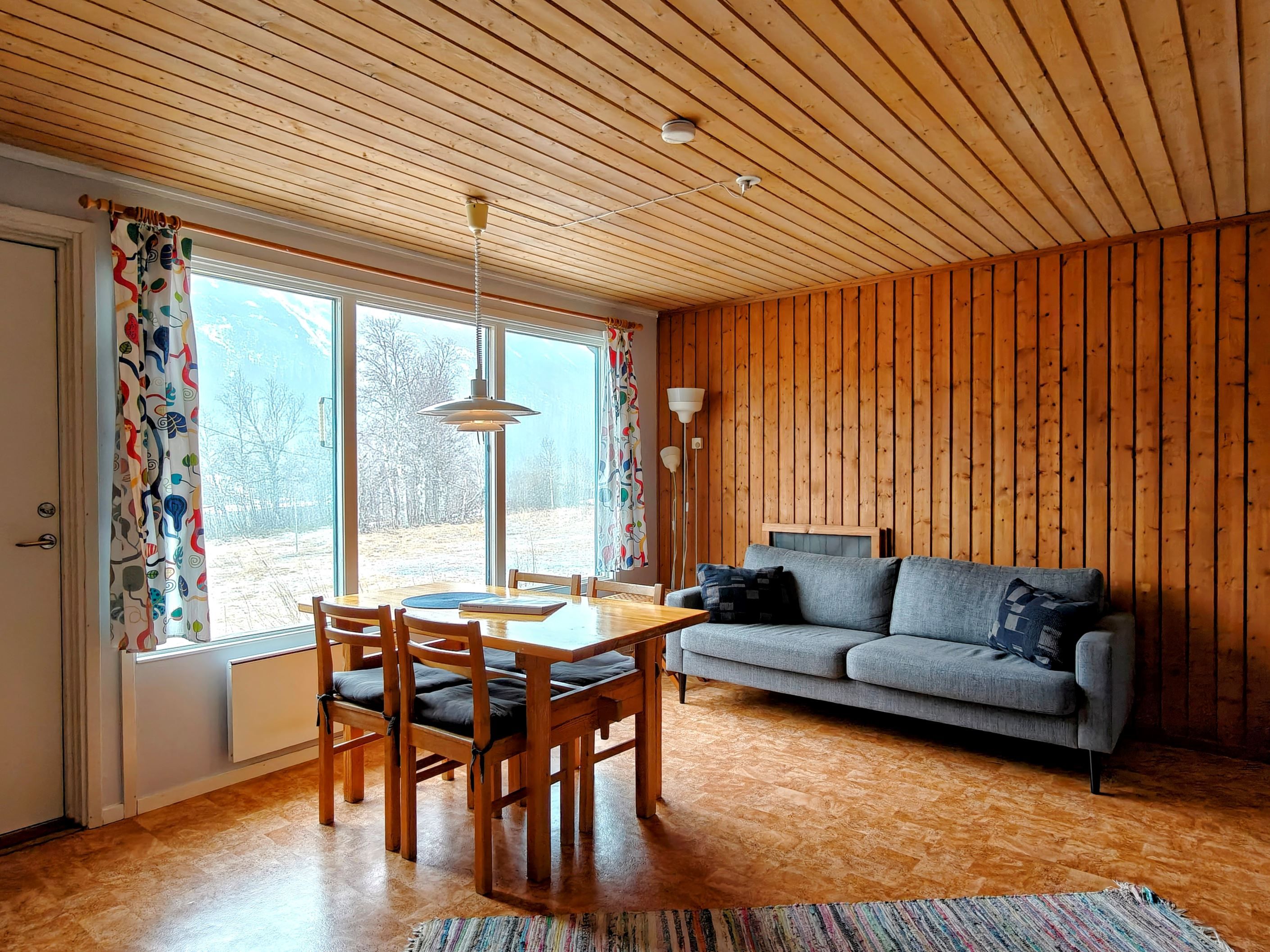 Matplats & Vardagsrum Hus 27